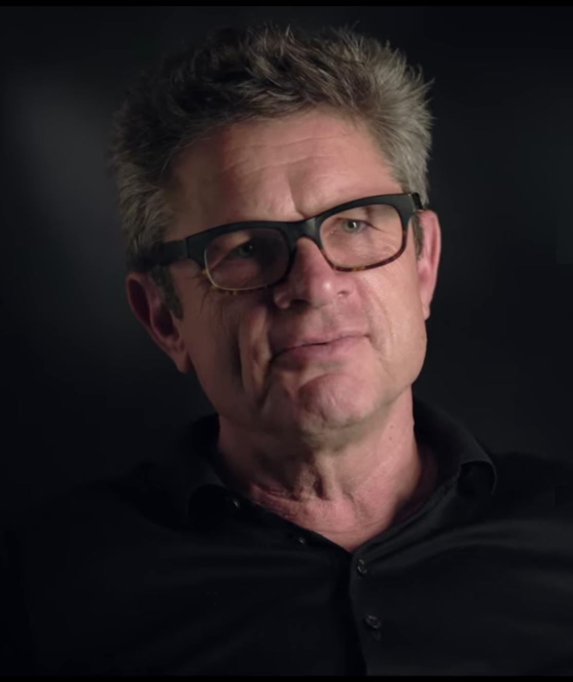 actor Andrew Strominger large photo