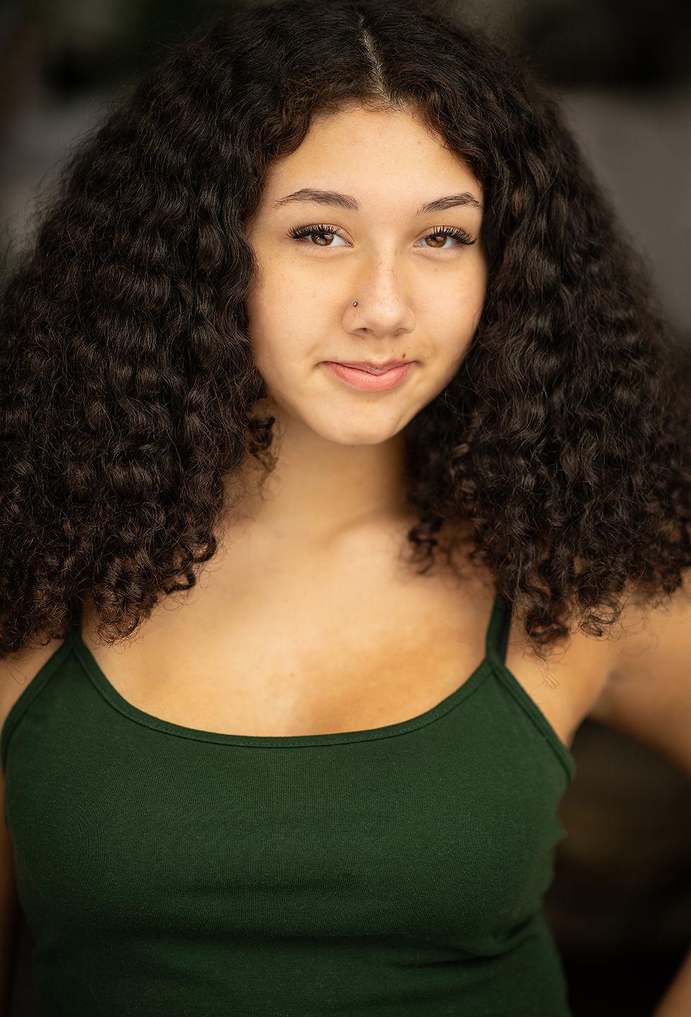 actor Ava Frica large photo