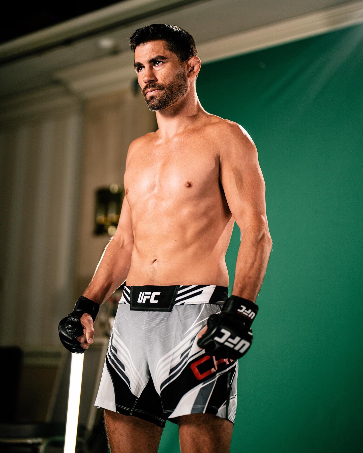 actor Dominick Cruz large photo