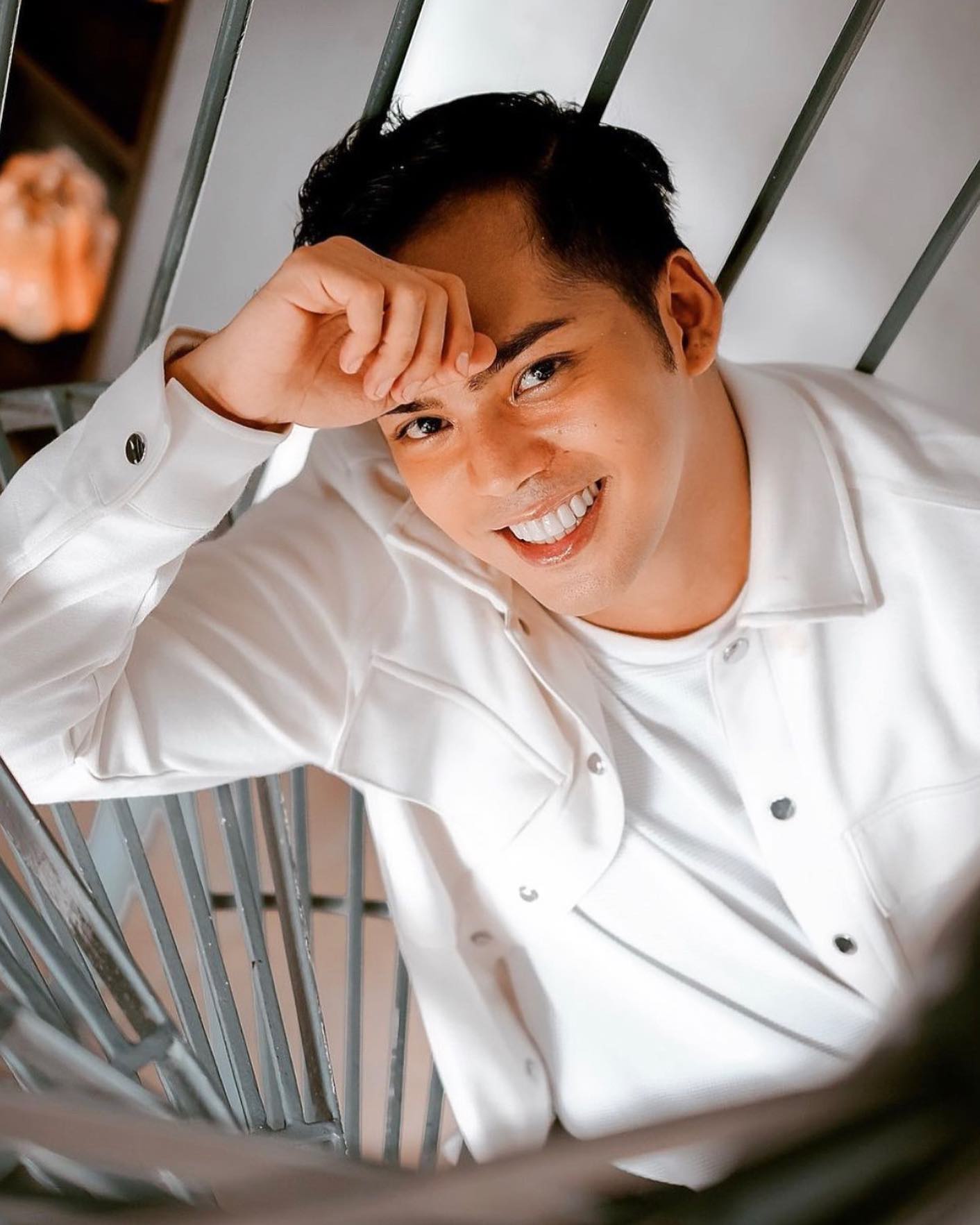 actor Troy Mallari large photo