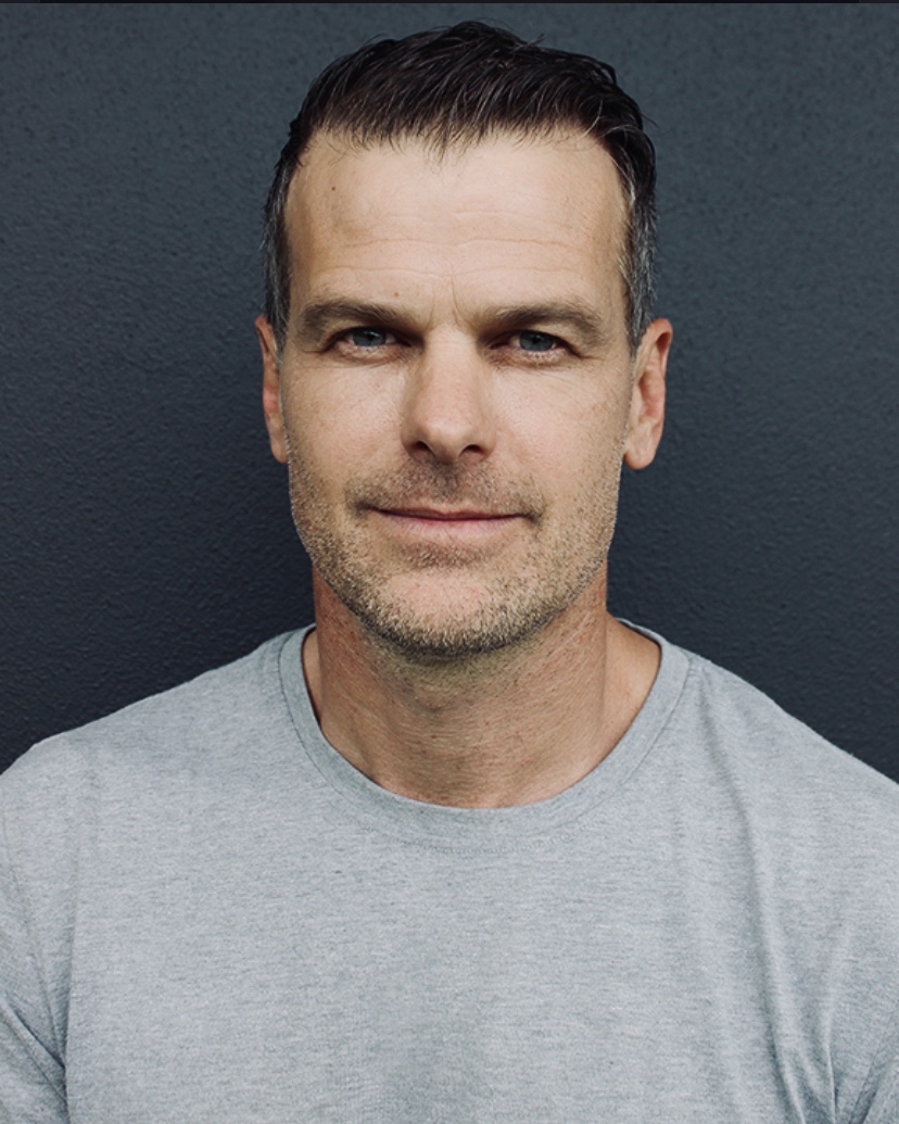 actor Nathan Lawson large photo