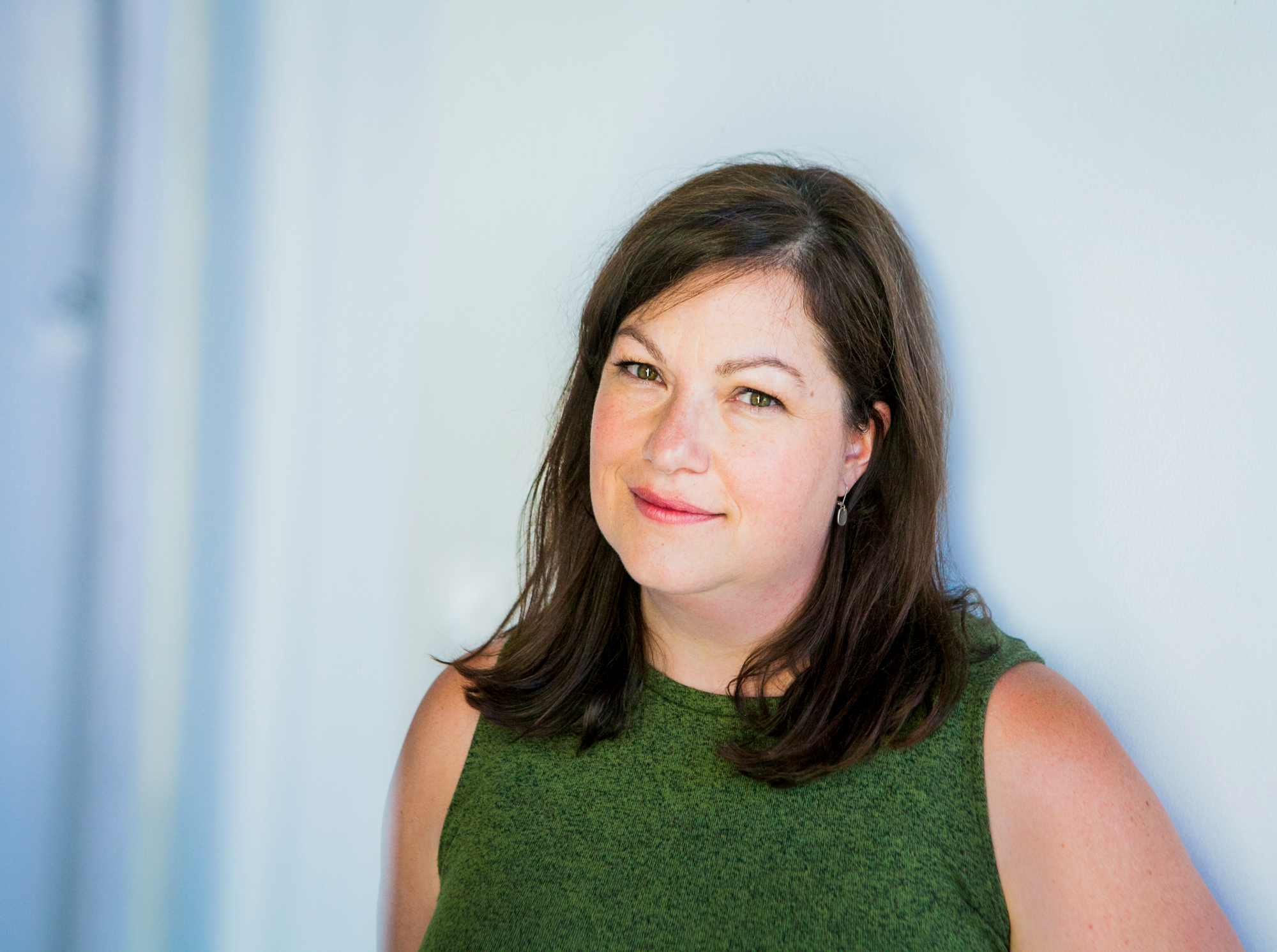 actor Josee Young large photo