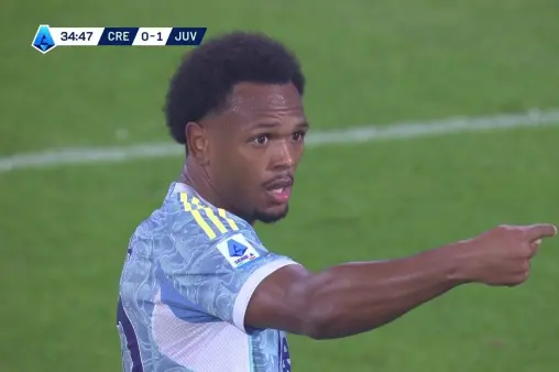 [Highlights] What a try! Openda beats defender, narrow-angle shot hits the side netting