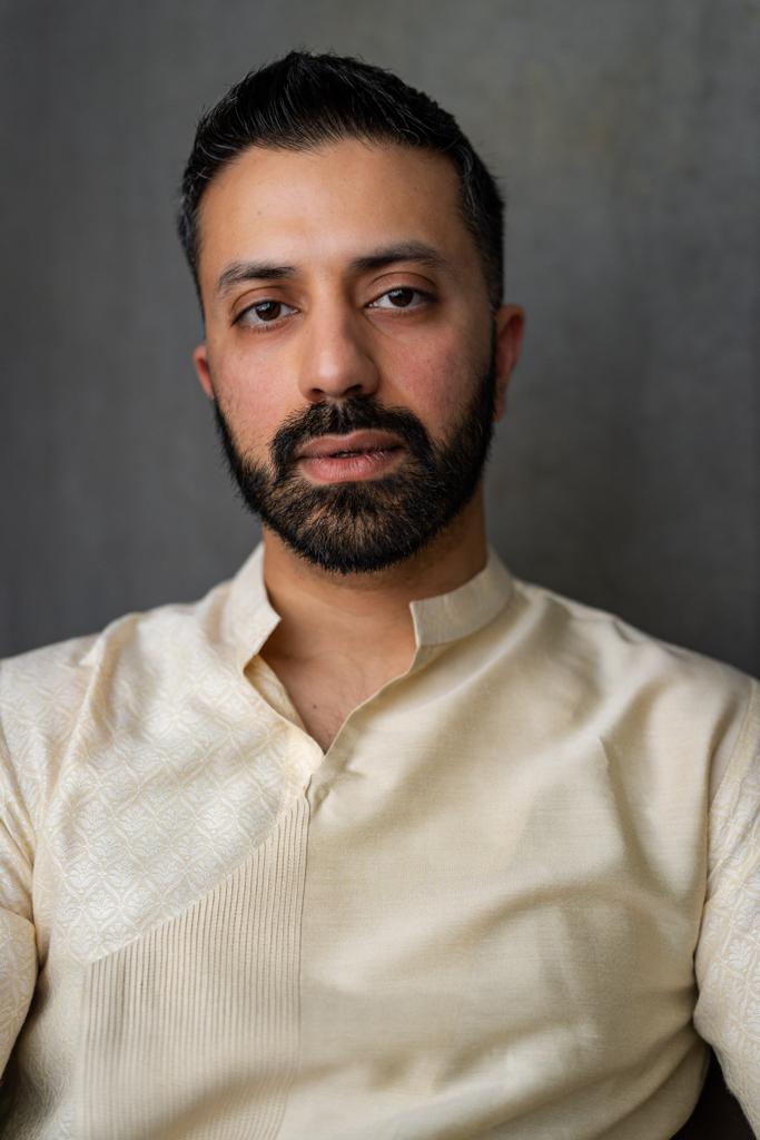 actor Romy Chaggar large photo