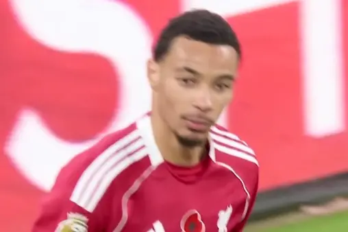 [Highlights] A mix-up! Gakpo heads the ball across, Ekitiike fails to connect