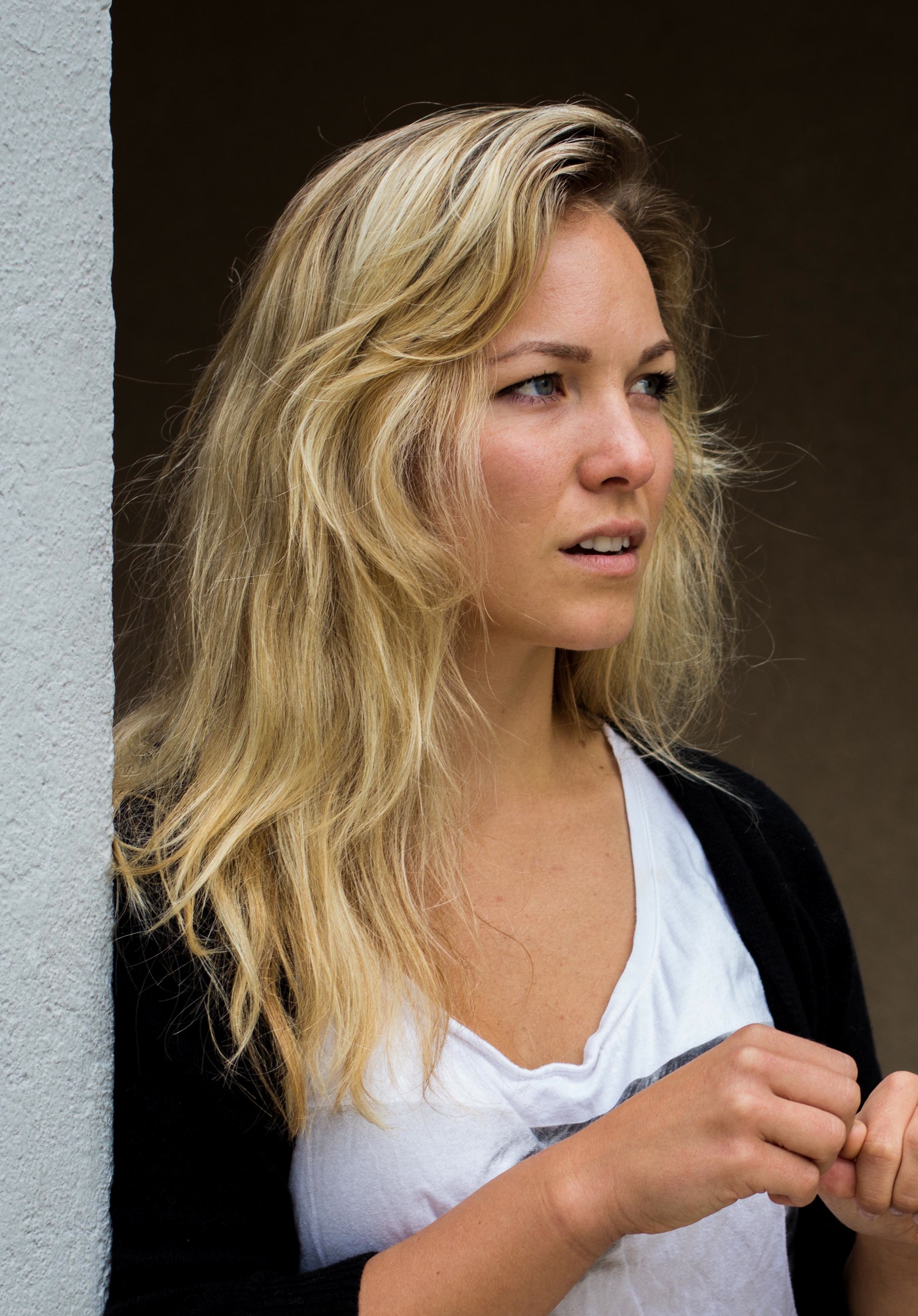 actor Eline Van der Velden large photo