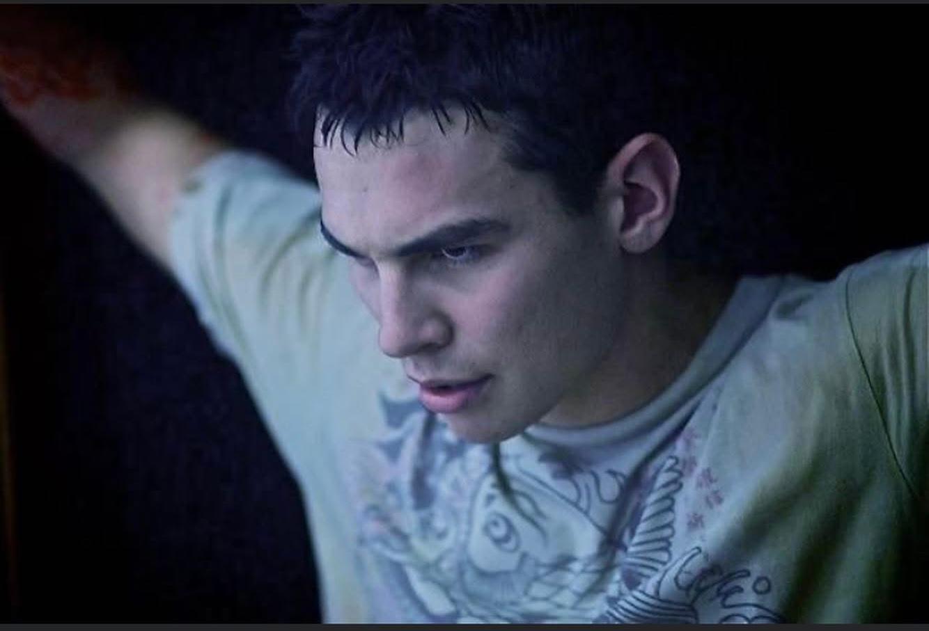 actor Torey Garza large photo