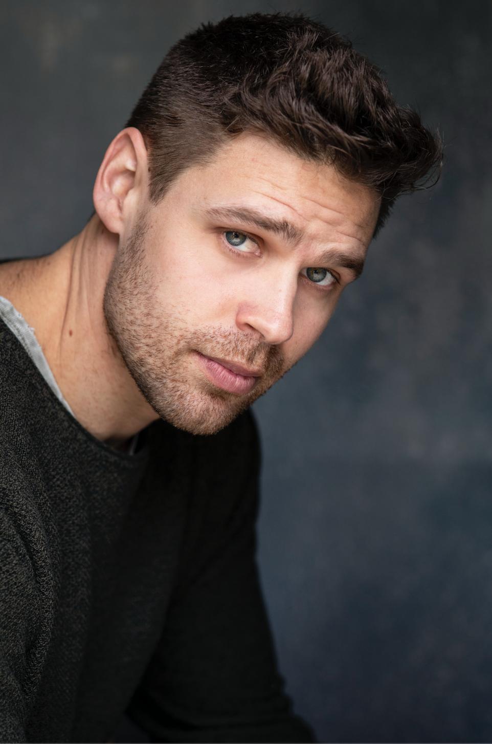 actor Dane Rhoades large photo