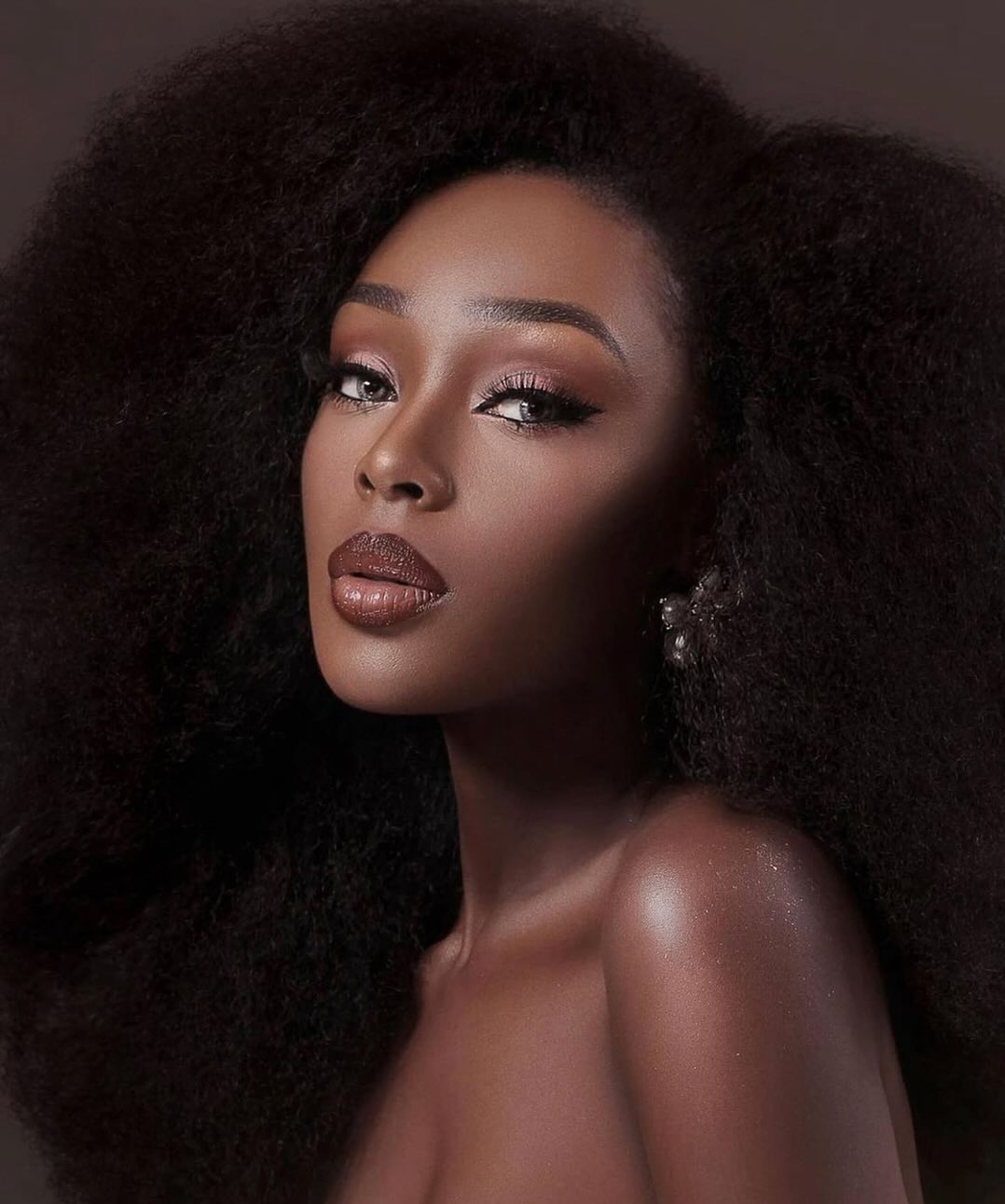 actor Abena Akuaba large photo