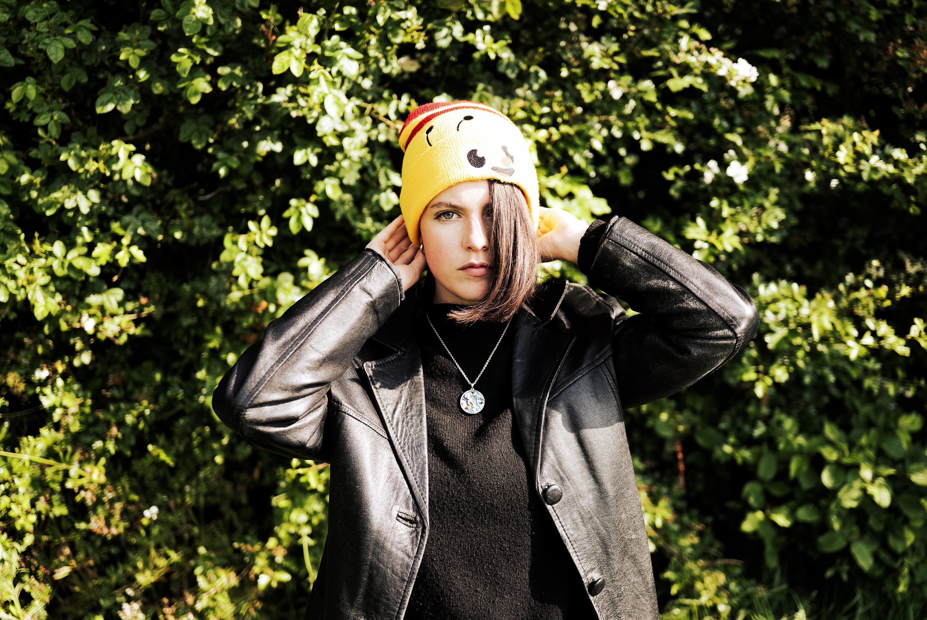 actor Nora Woolsey large photo