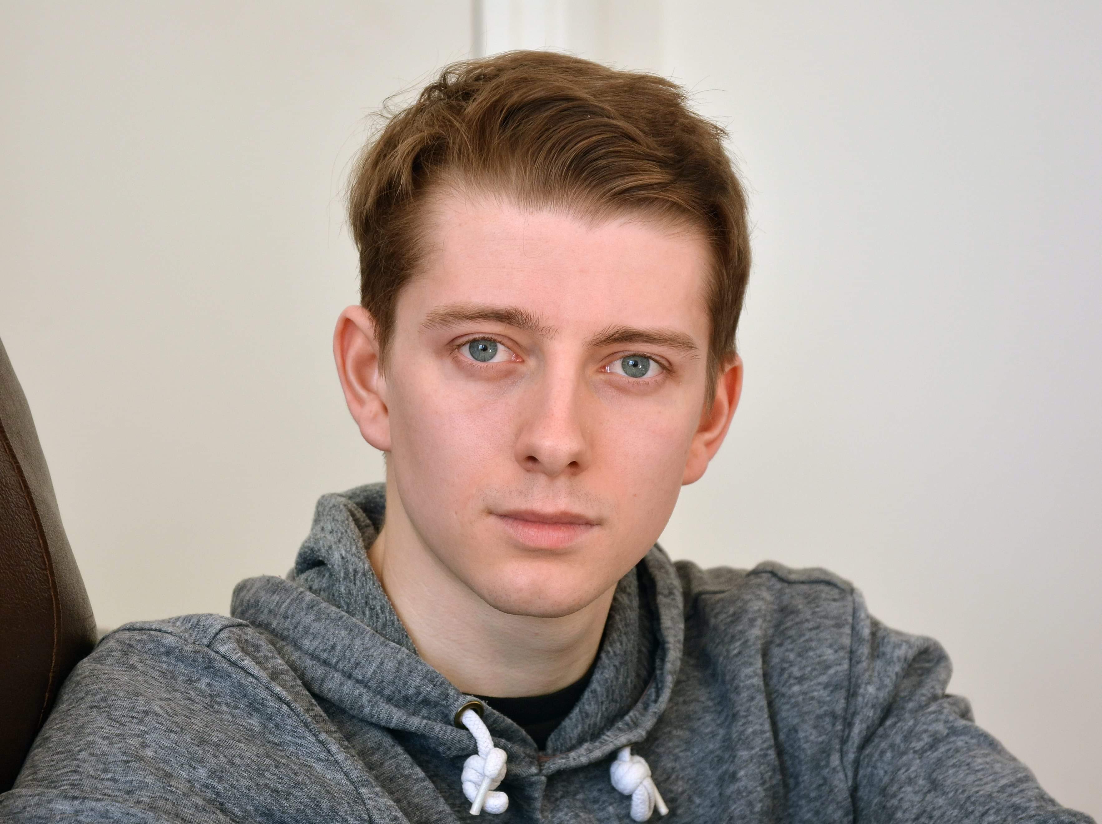 actor Aidan Mosby large photo