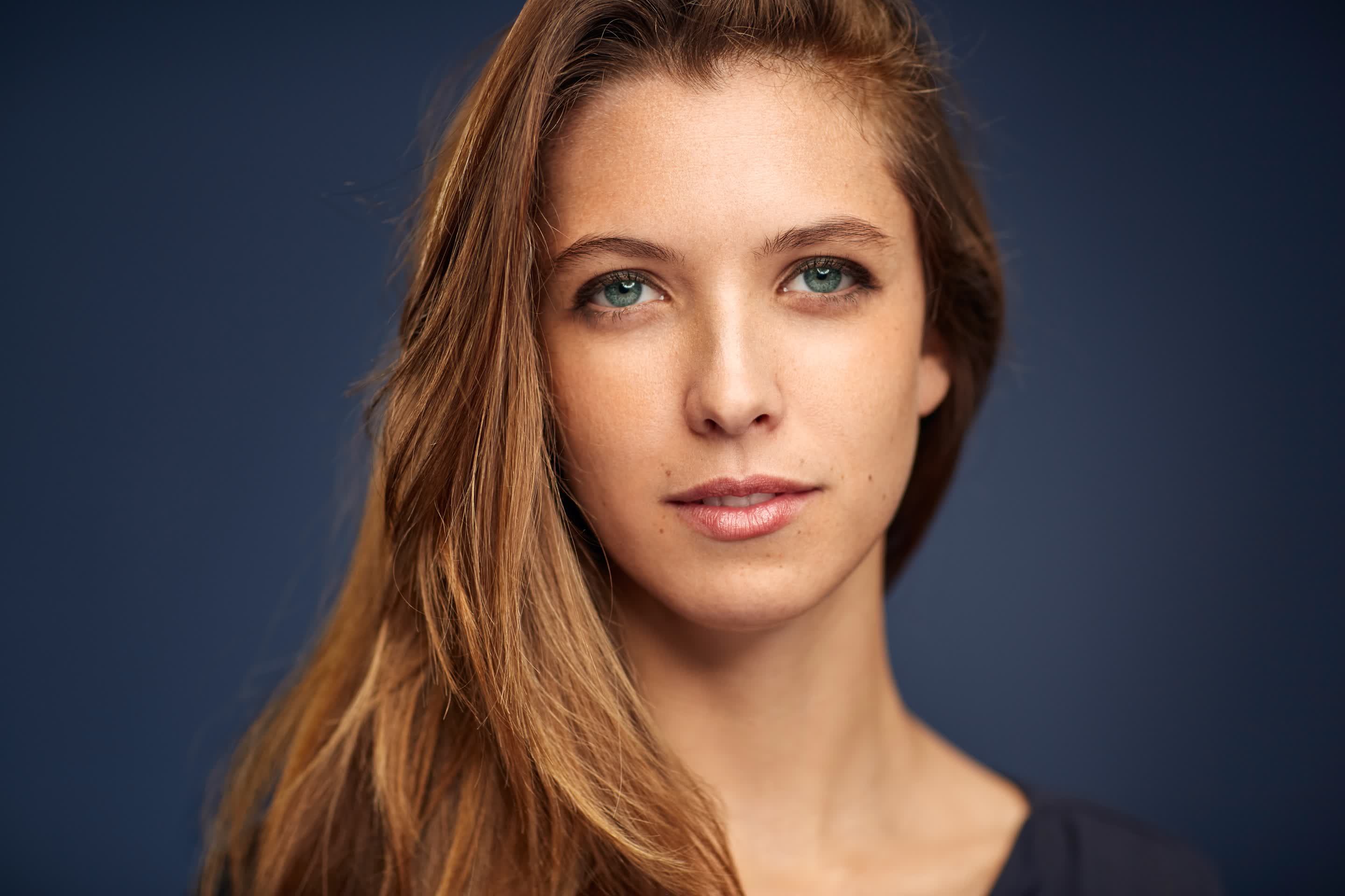 actor Maria Luna large photo