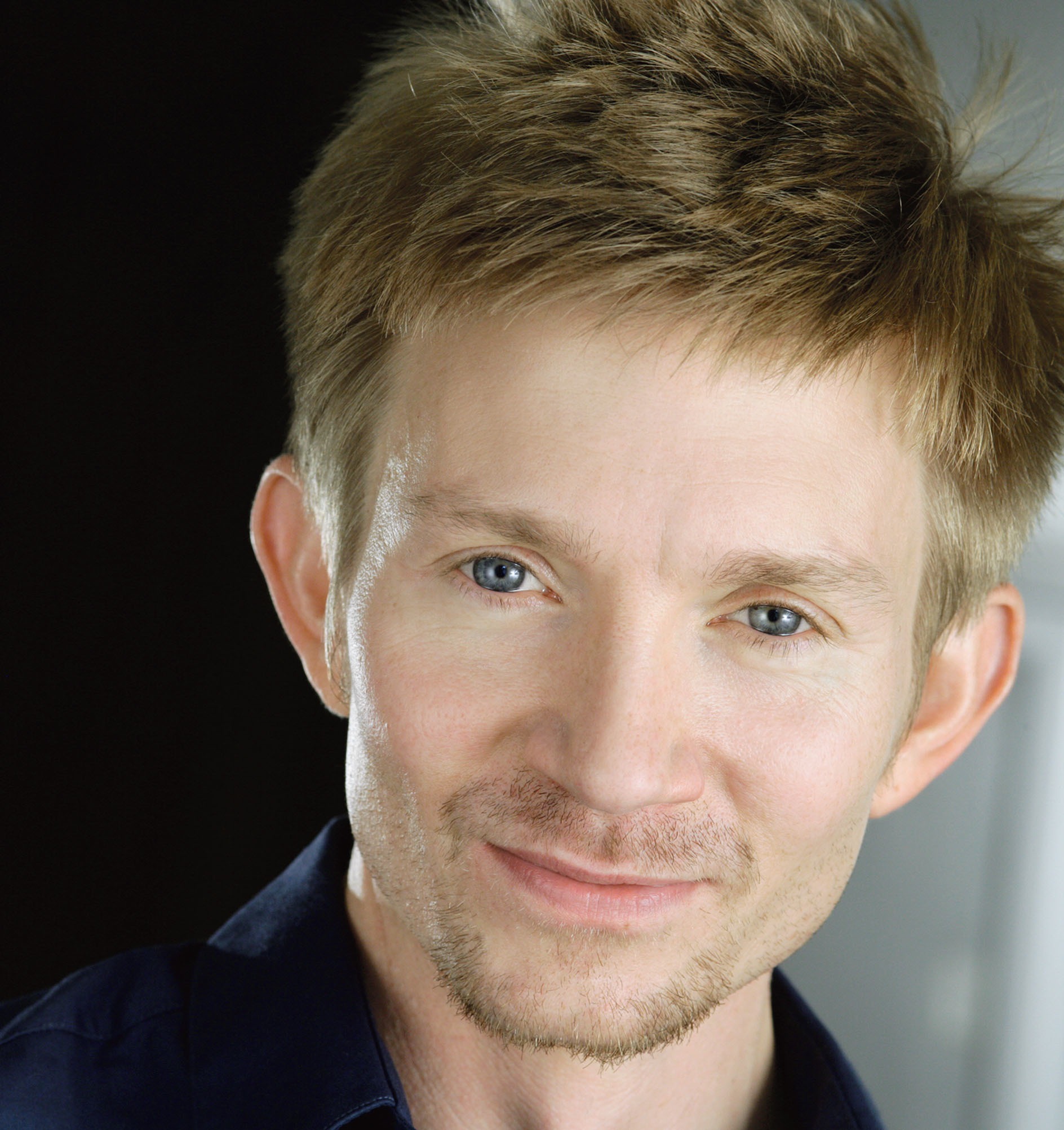 actor Michael Burnet large photo