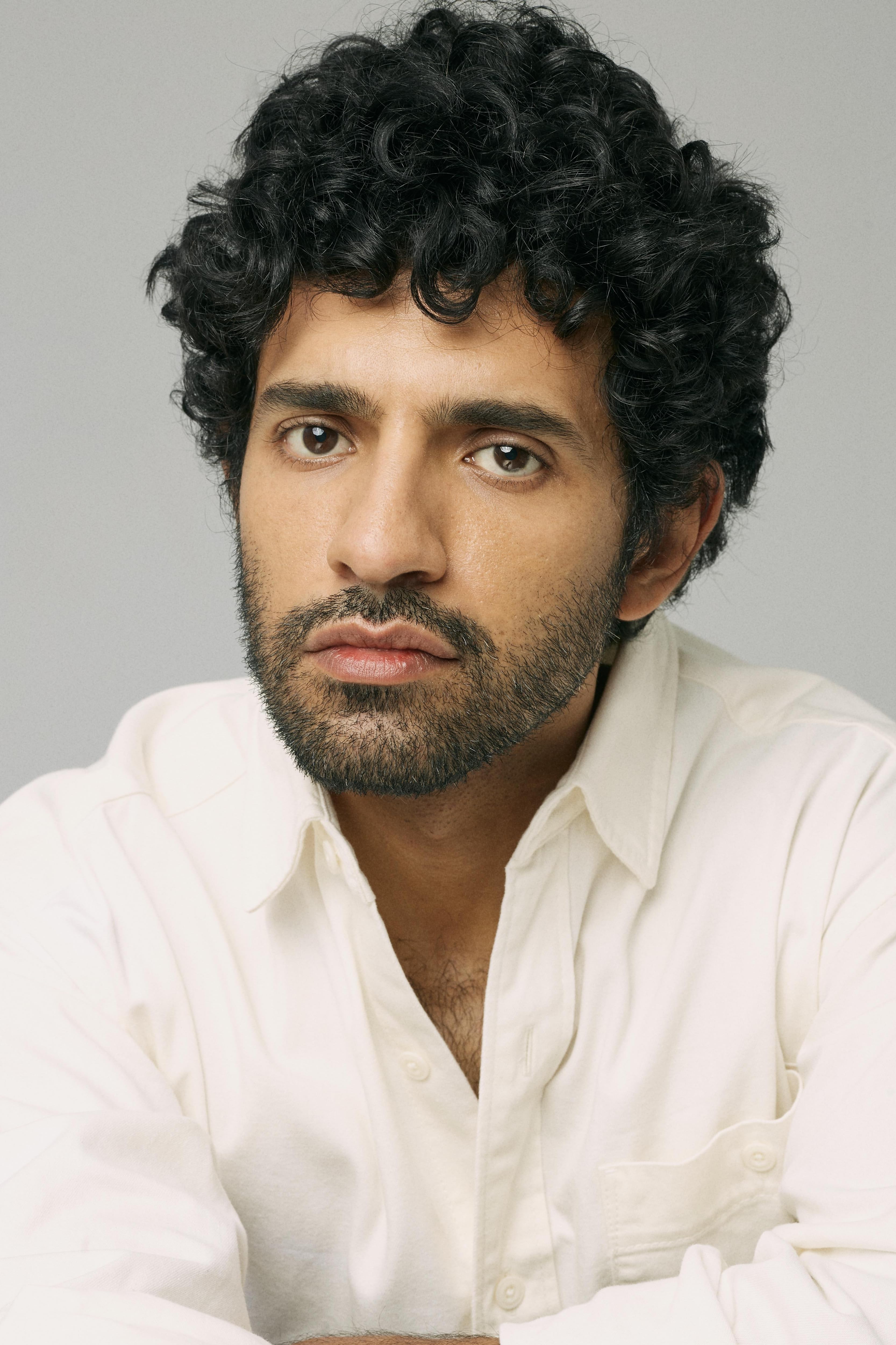 actor Efraín Rodríguez large photo