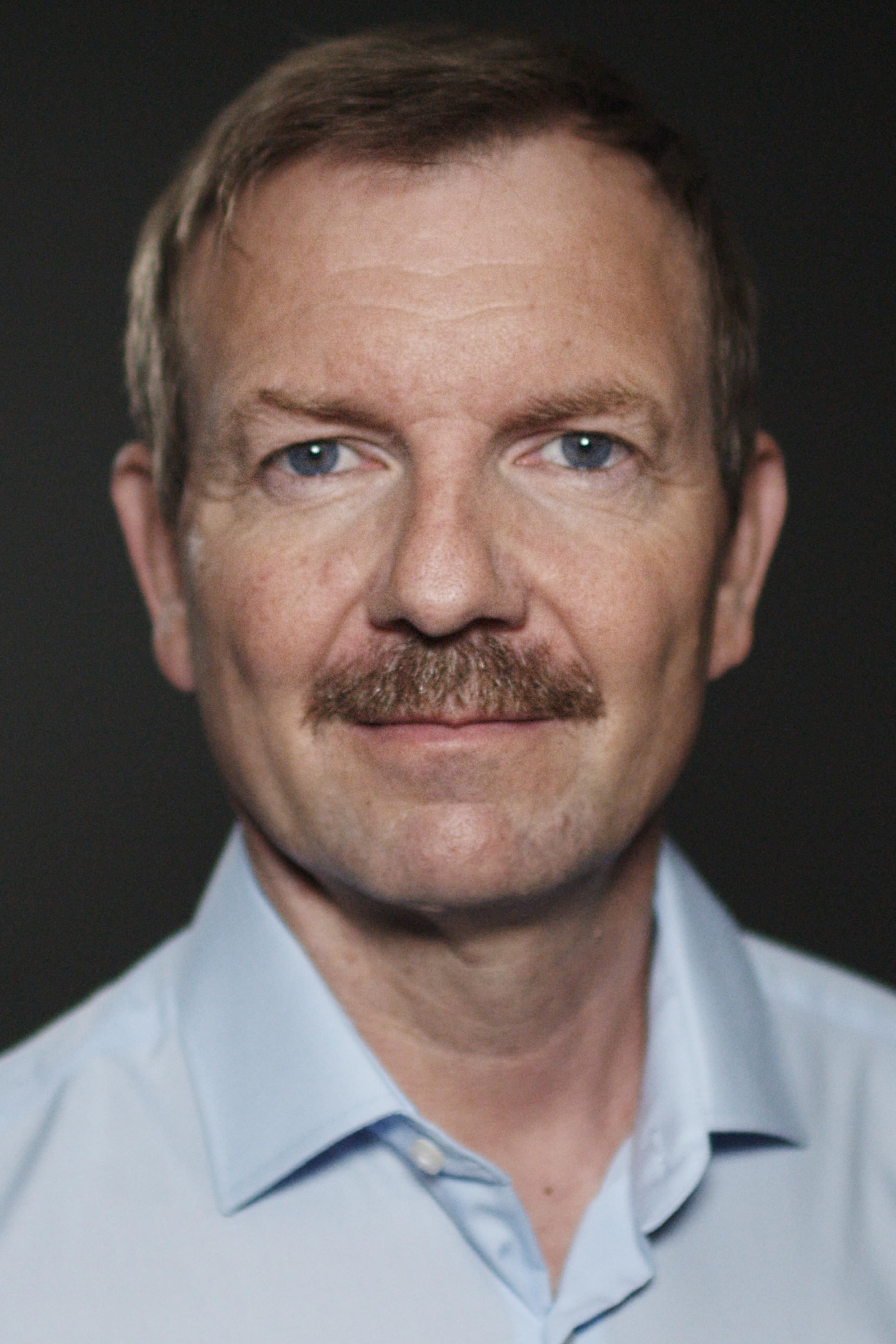 actor Holger Menzel large photo