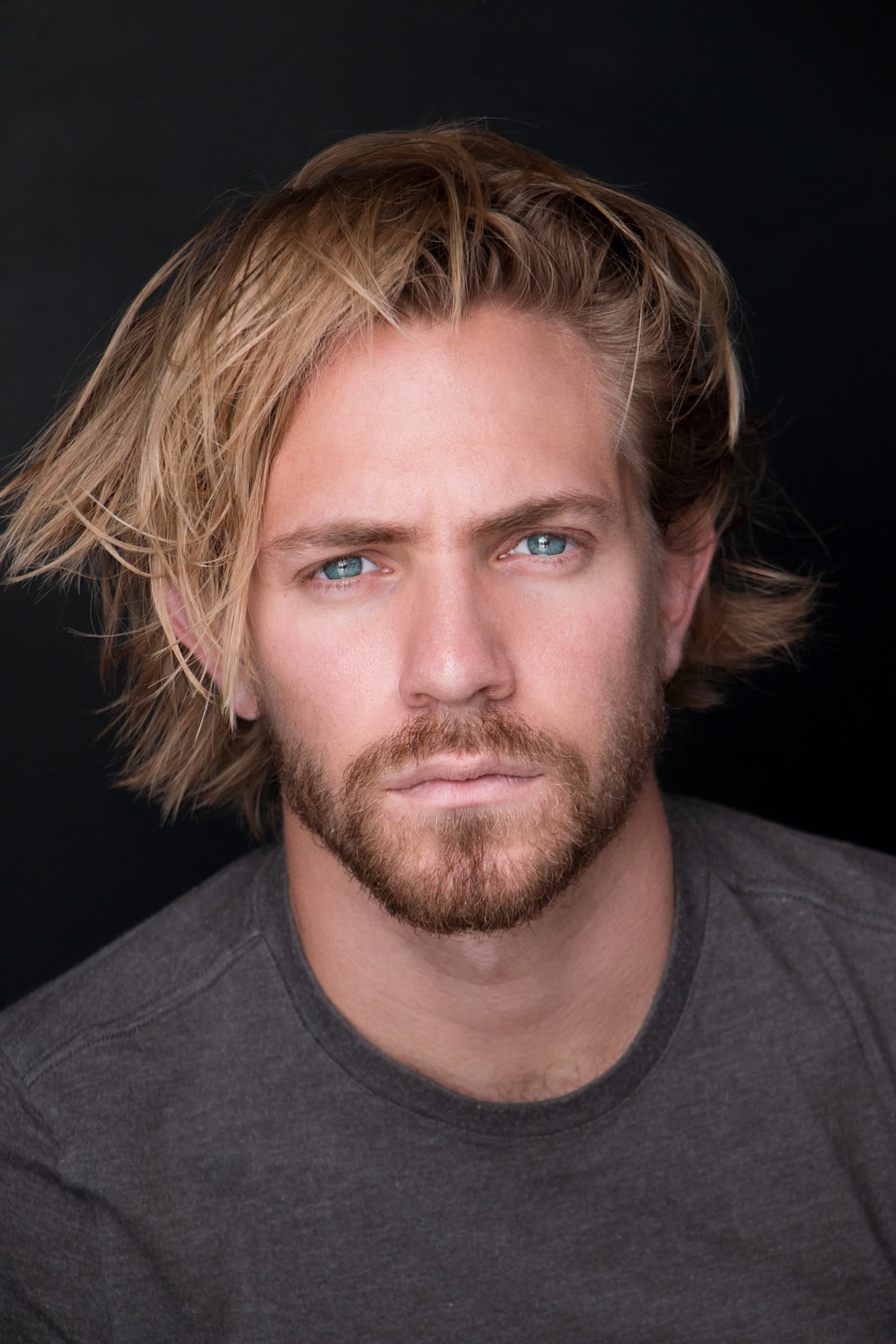 actor Kevin Bertram large photo