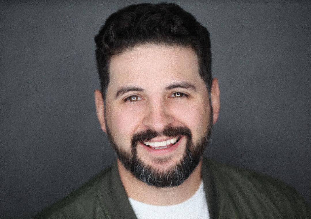 actor Kyle Berg large photo