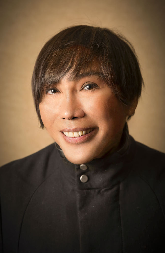 actor Renee Salud large photo