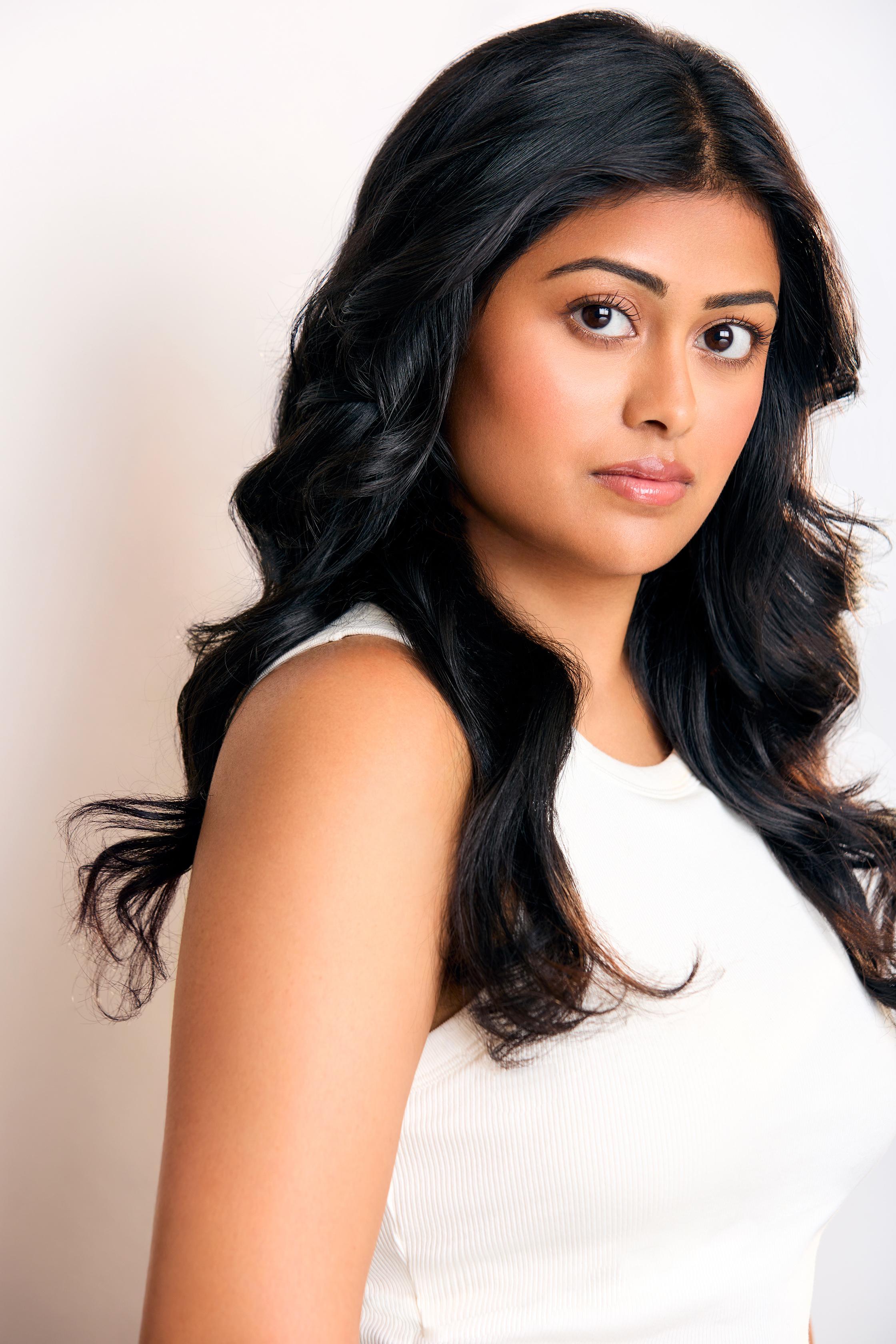 actor Ashley R Singh large photo