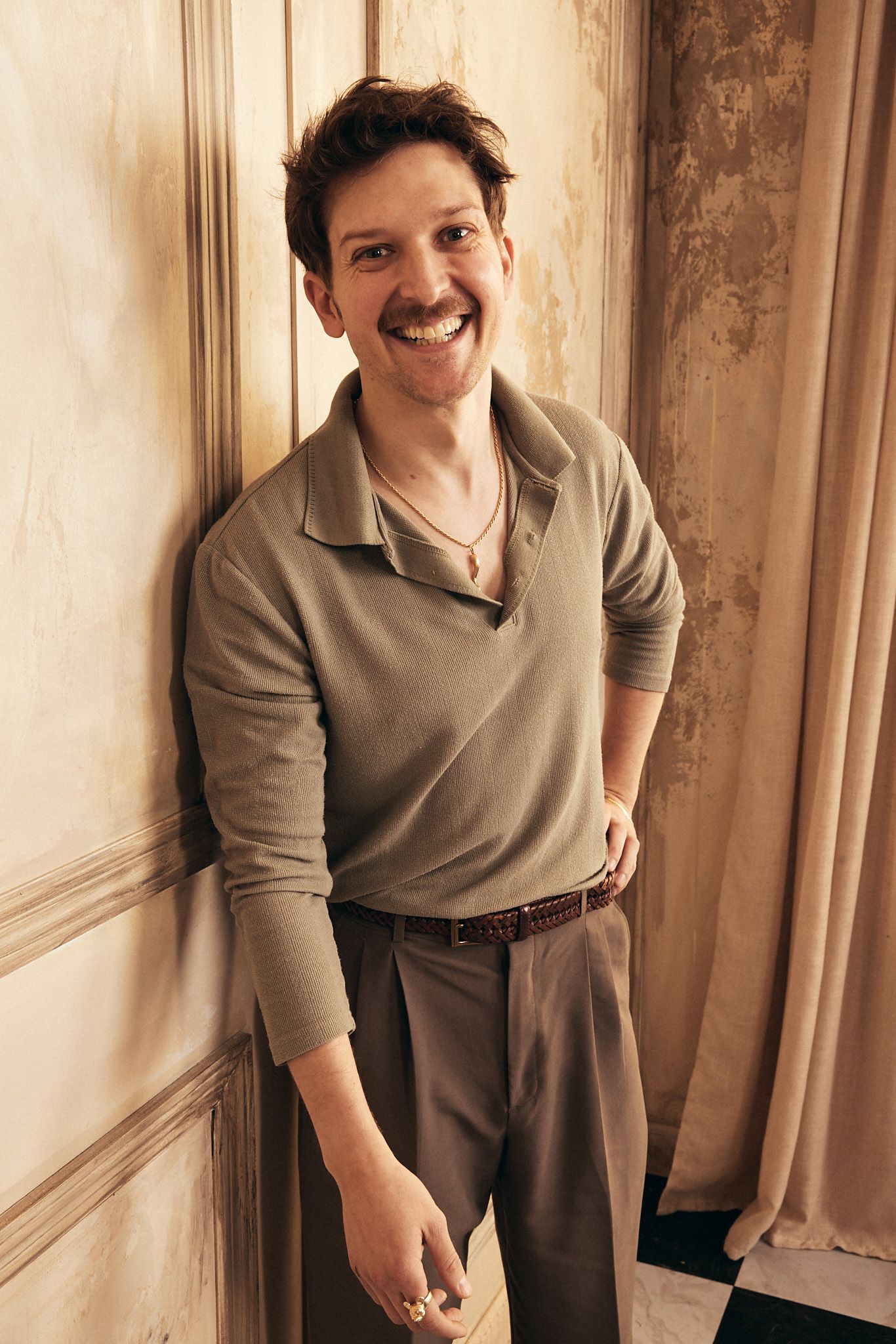 actor Michael Kunicki large photo