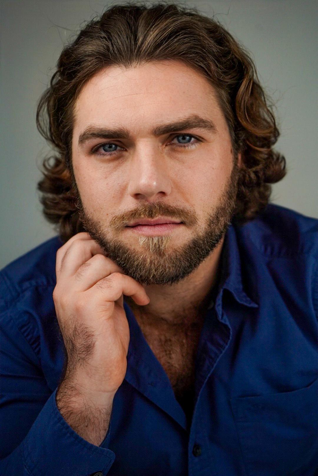 actor Blake Wright large photo