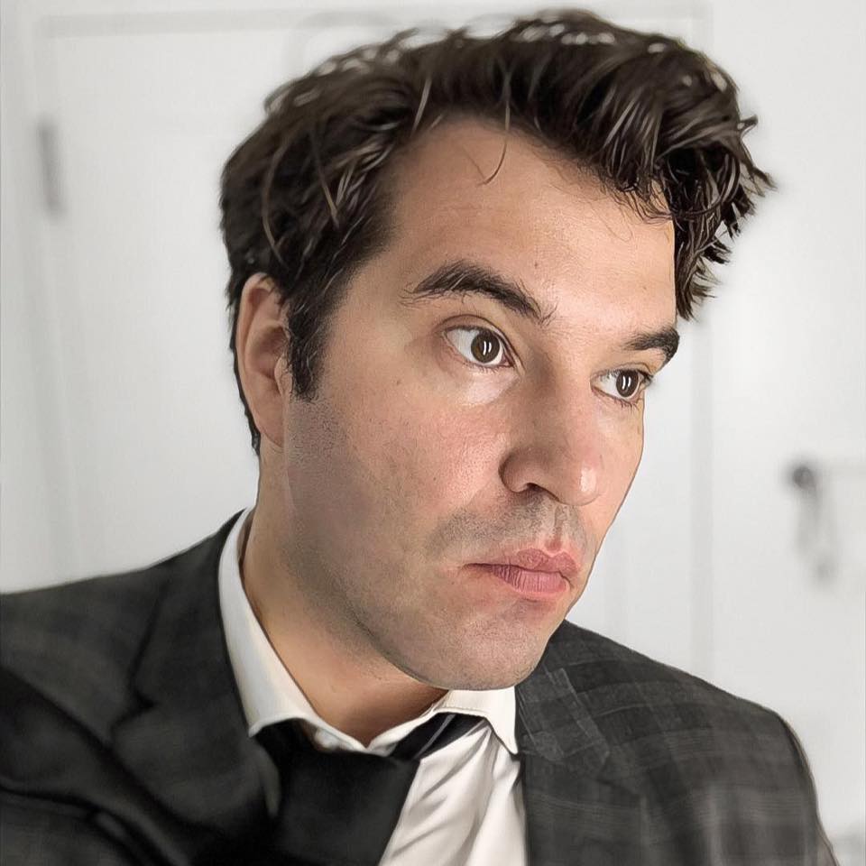 actor Jon Blair large photo