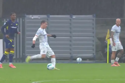 [Goal] Barella's free-kick cross, Fraser heads into own net by mistake