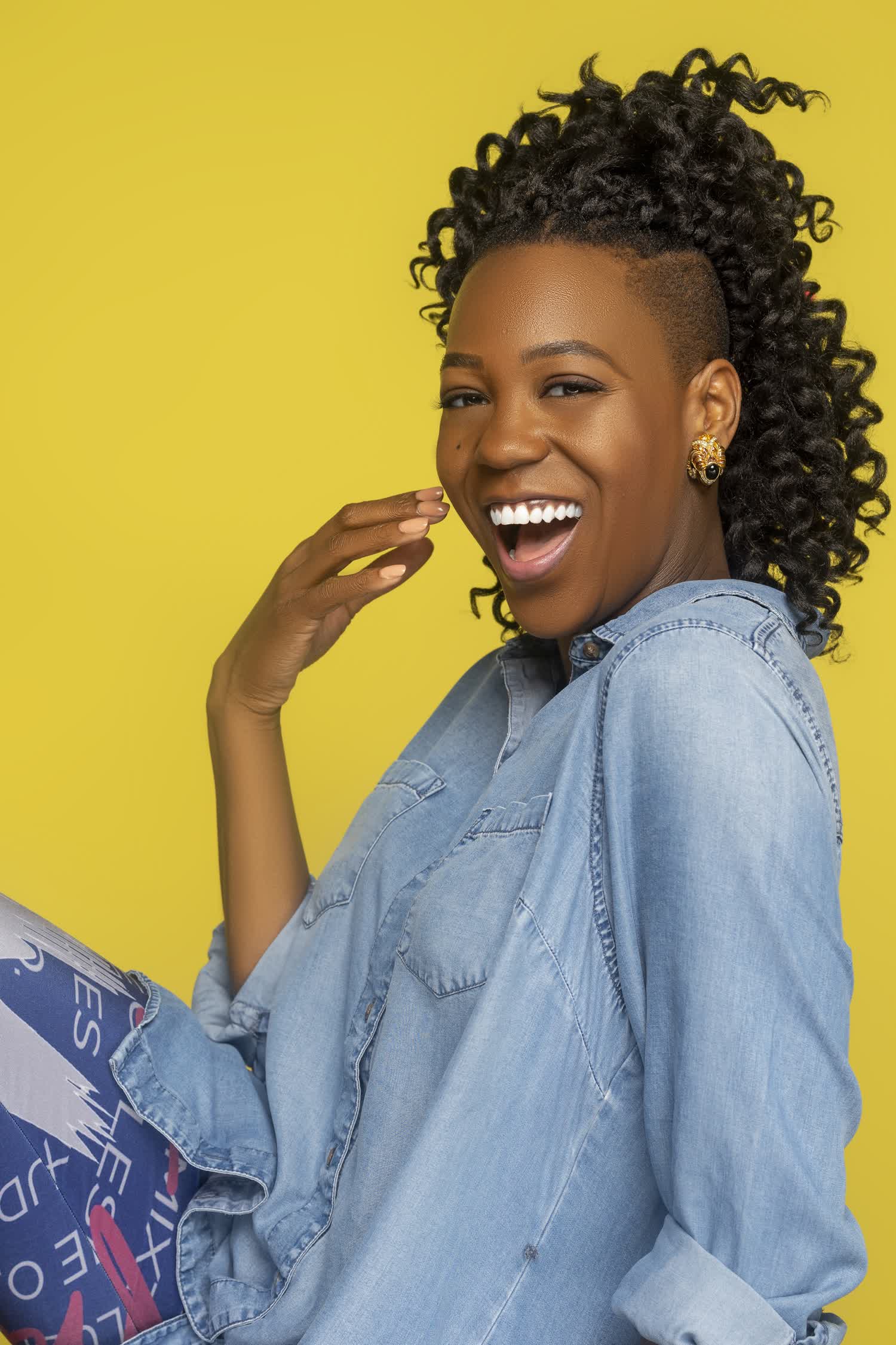 actor Leslie Olabisi large photo