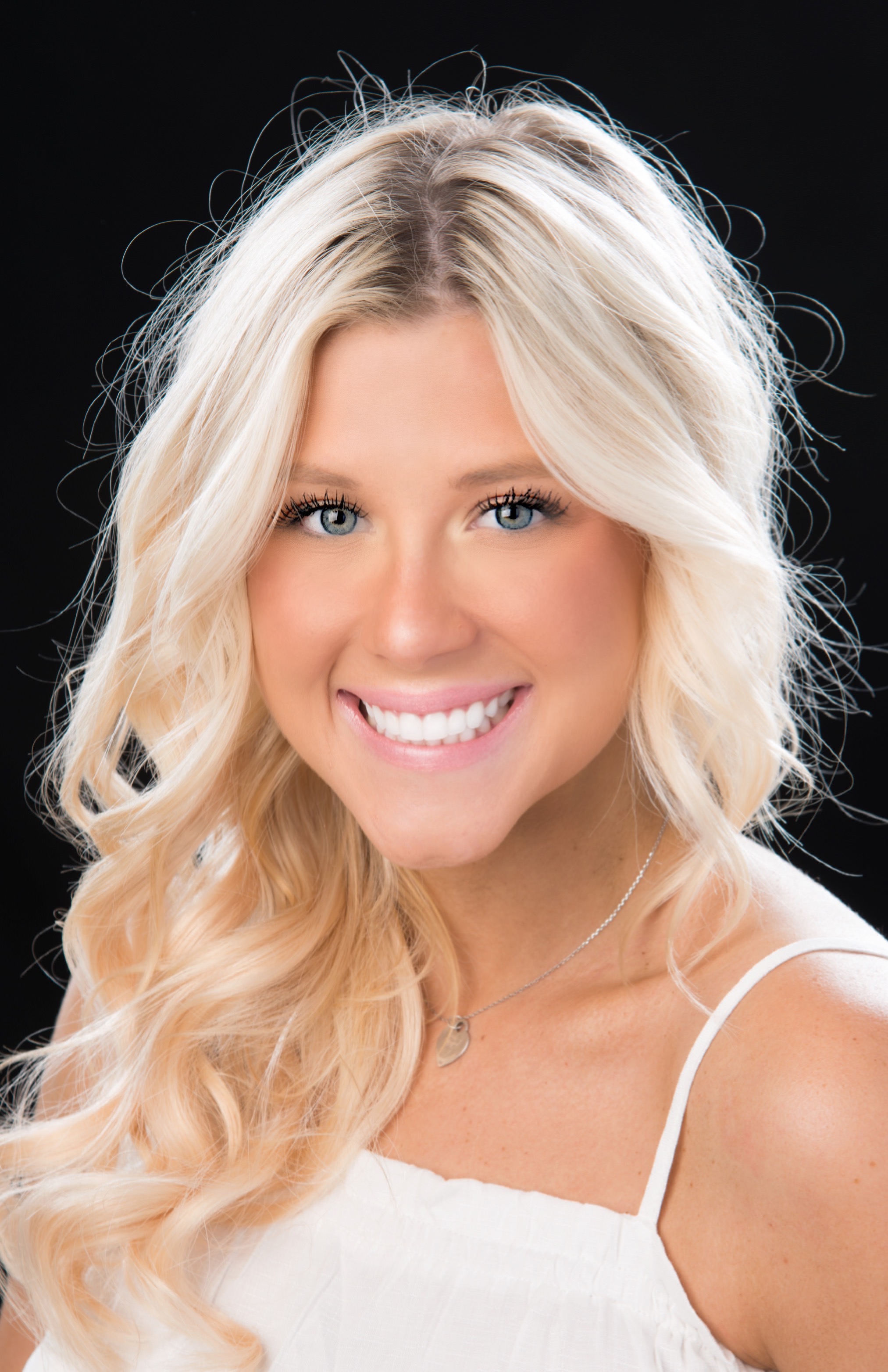 actor Tenley Bella large photo