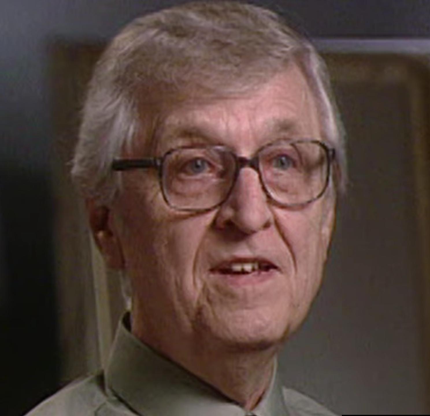 actor Walter Kowalski large photo