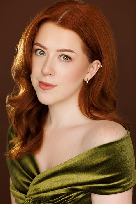 actor Emily Aleece Burton large photo