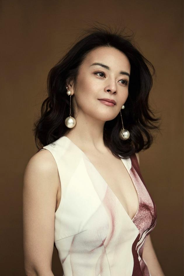 actor Xiting Fang large photo