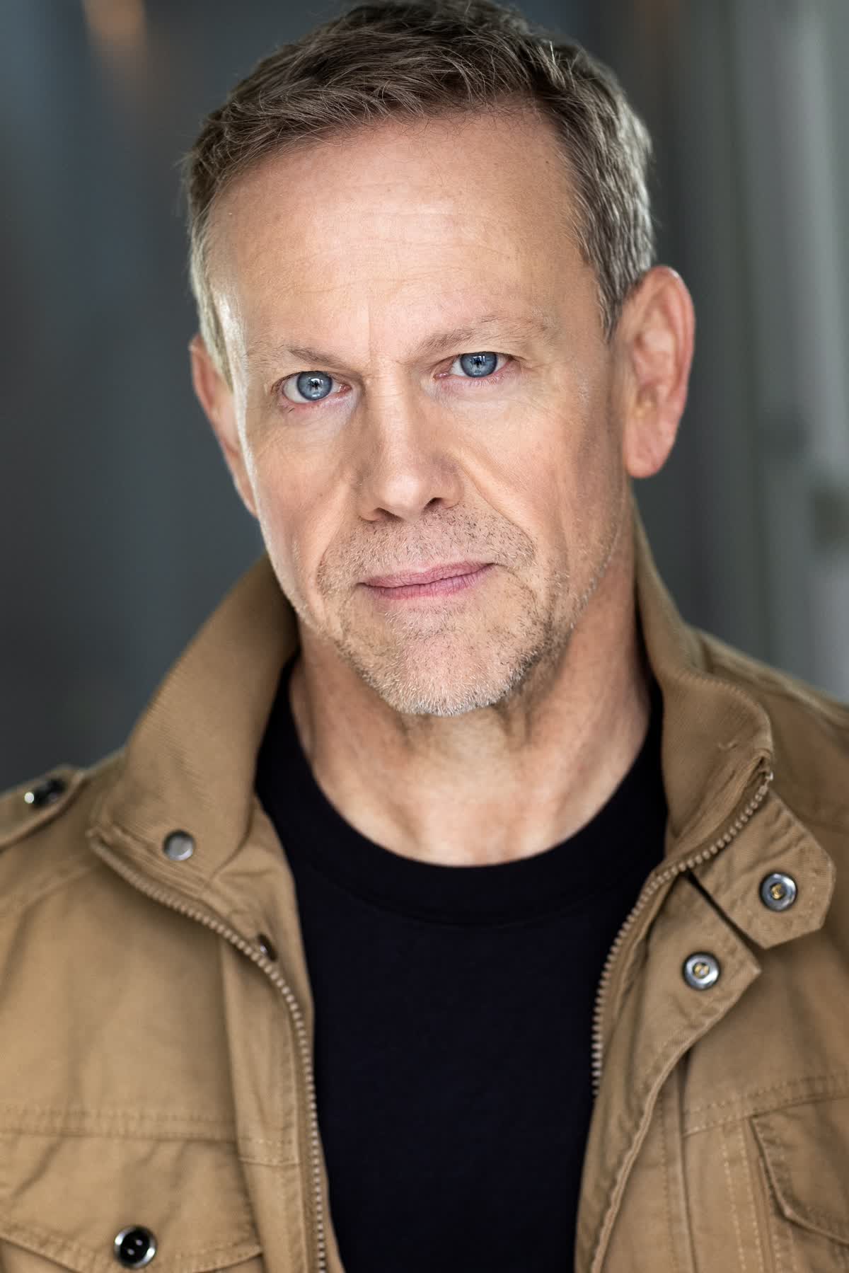 actor Joe Fitzpatrick large photo