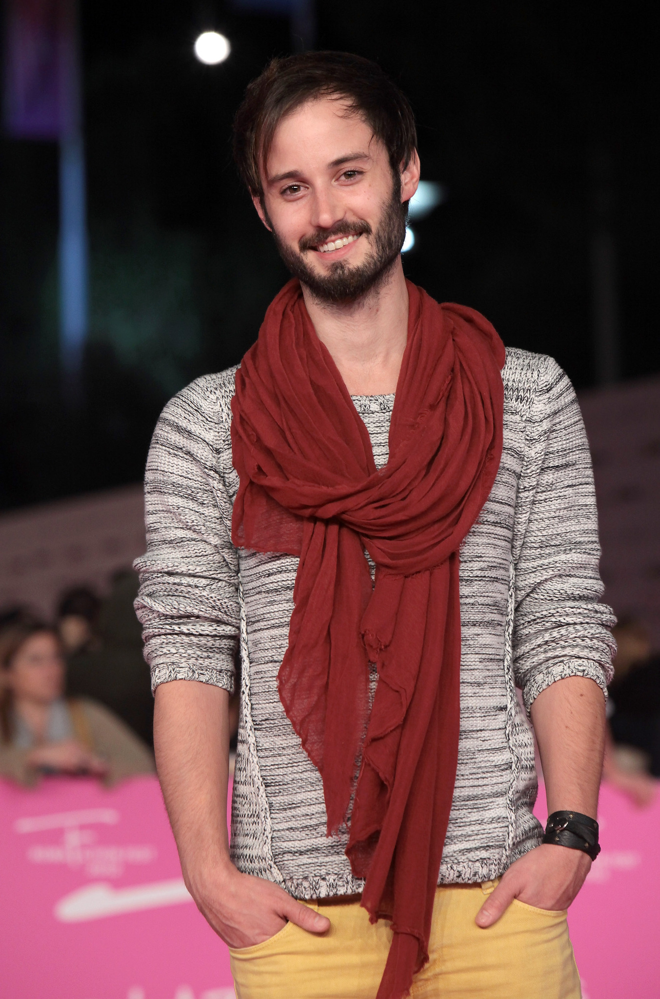 actor Brad Bell large photo