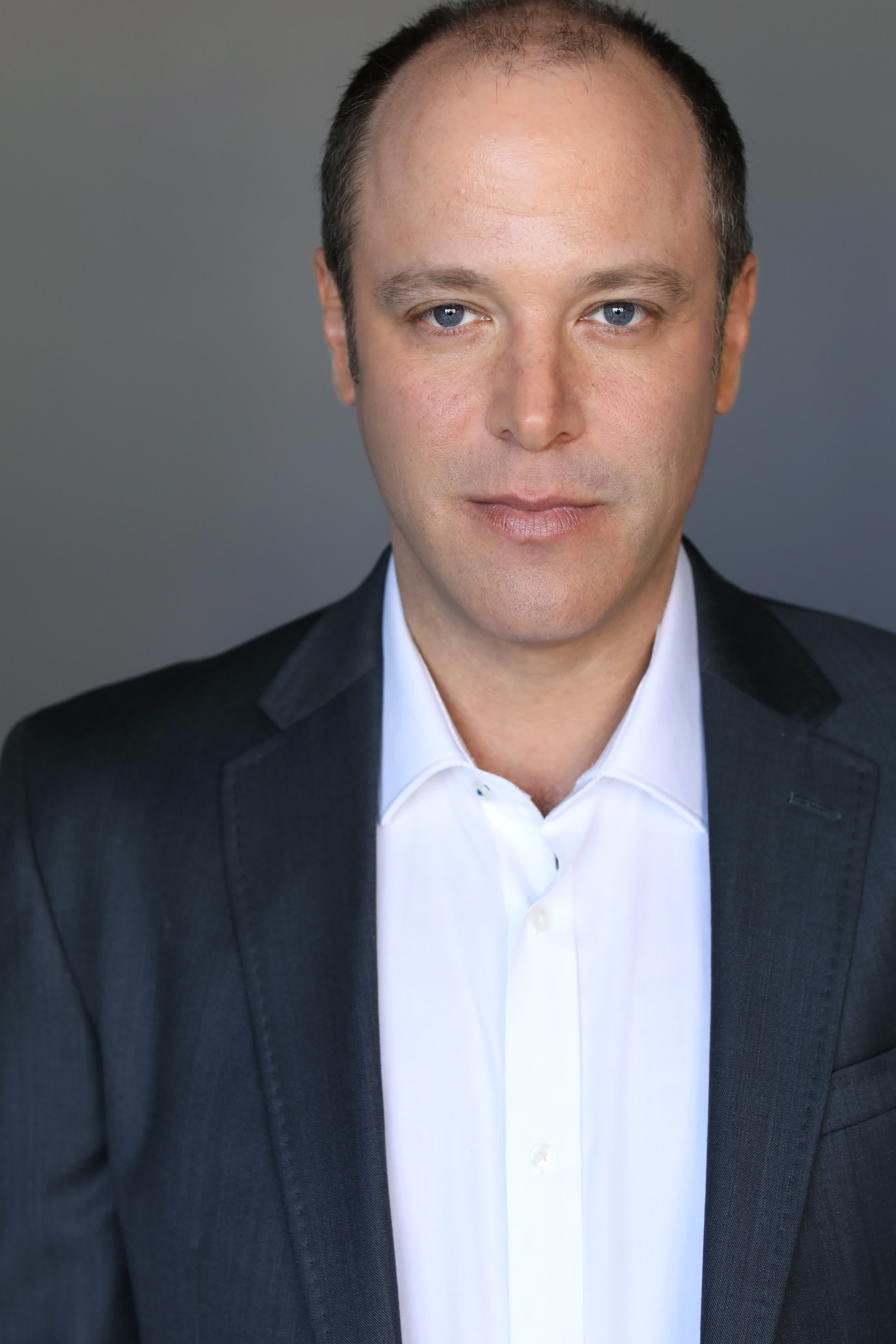 actor Aaron Pont large photo