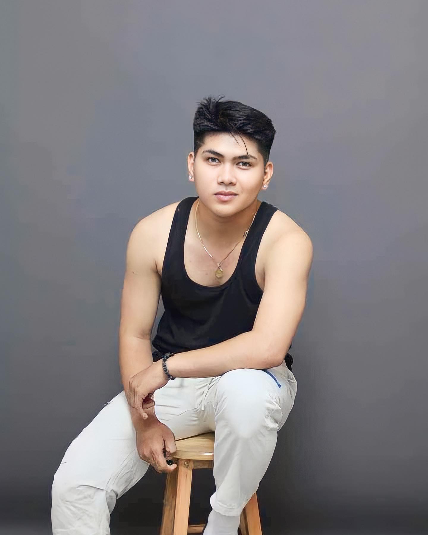 actor Jericko Velasco large photo