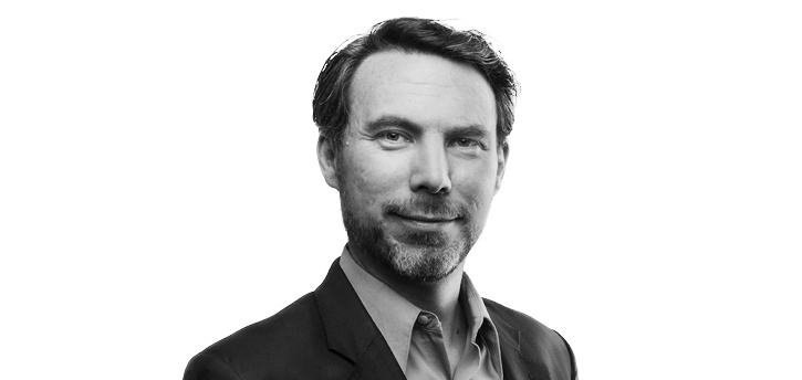 actor Leonardo Zimbrón large photo