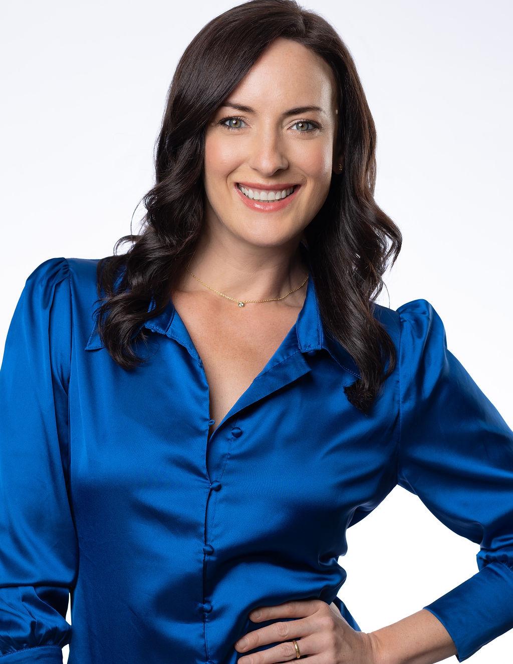 actor Leah Caruana large photo