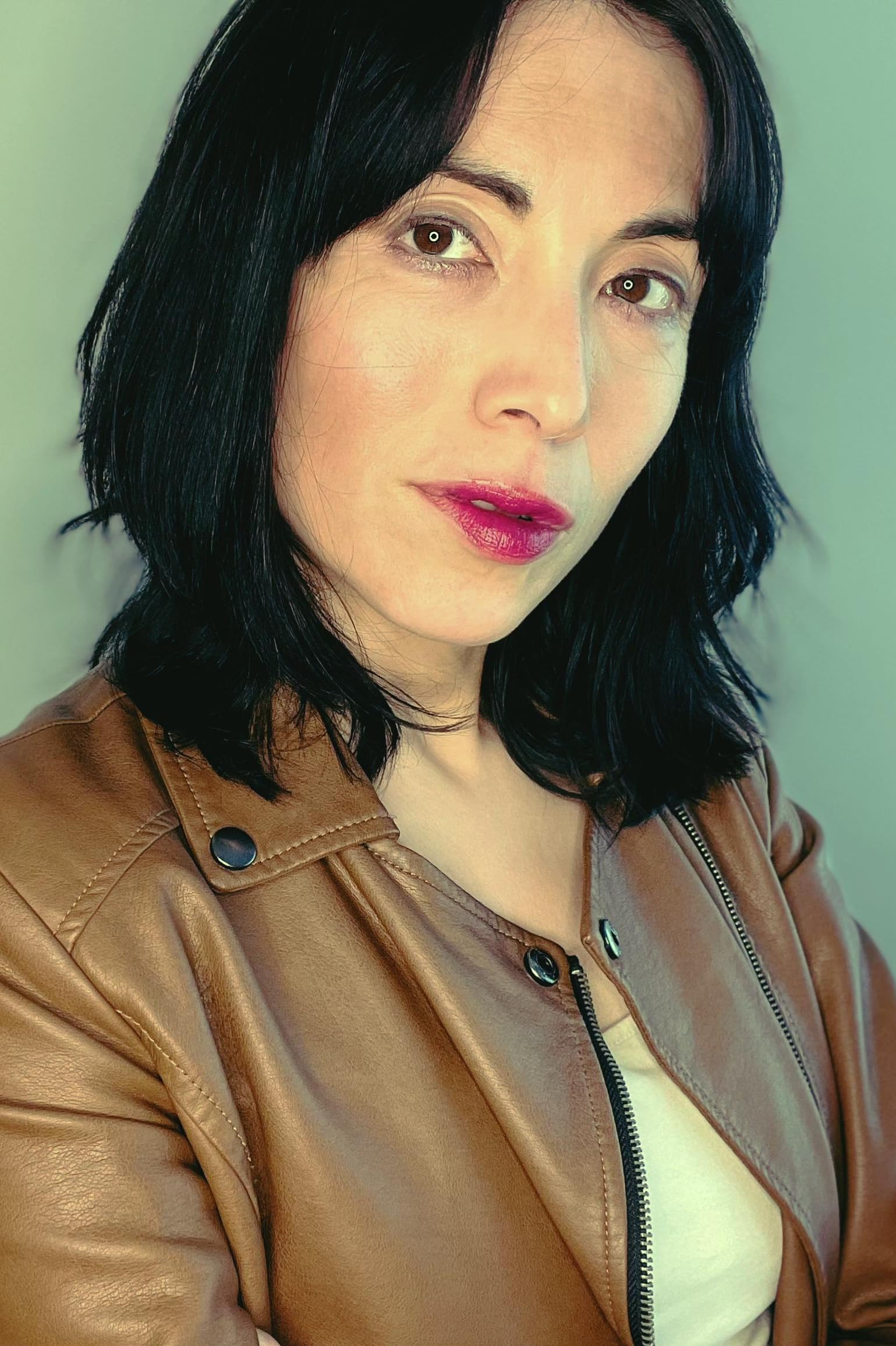 actor Rebecca Ines large photo