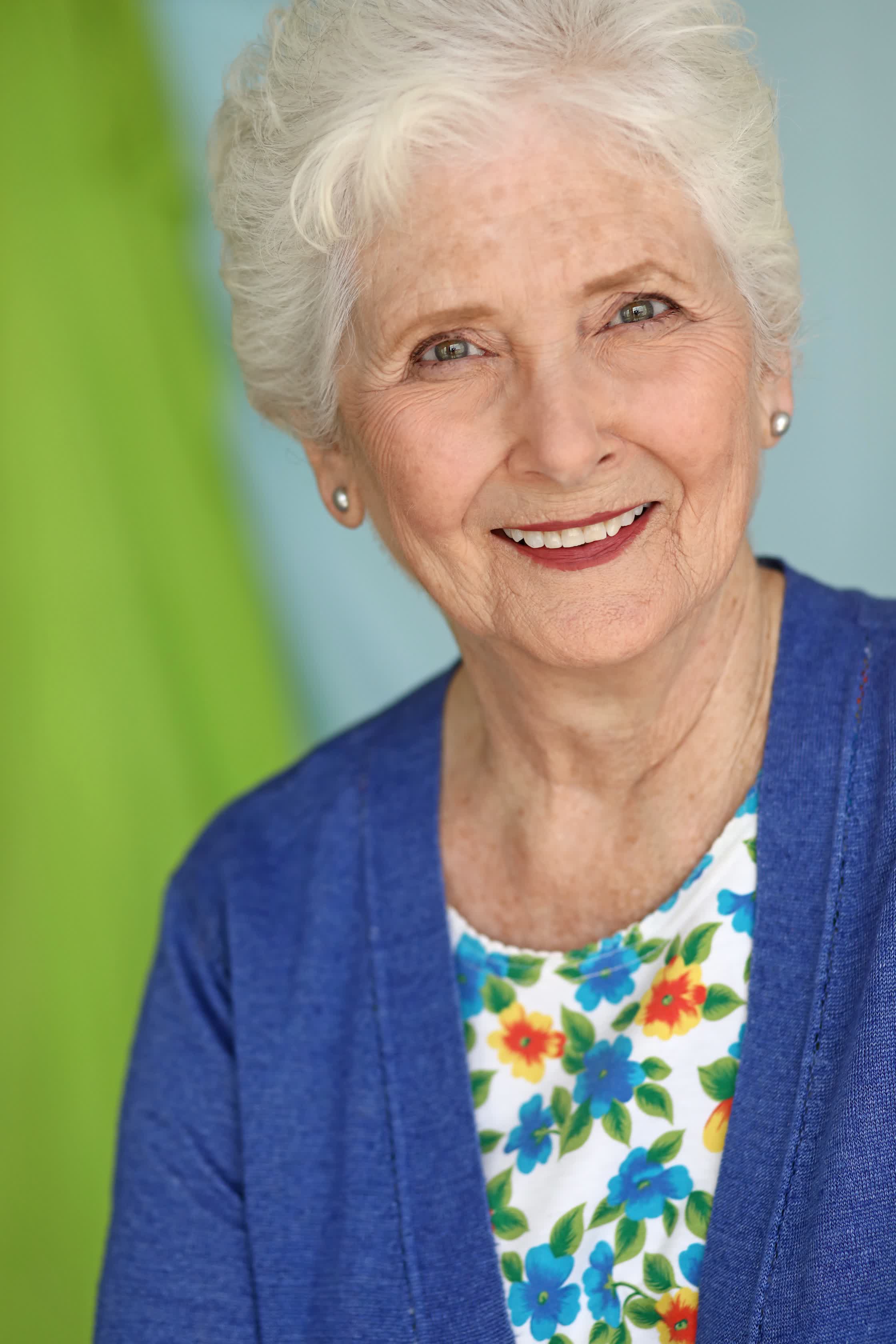 actor Katherine McKalip large photo