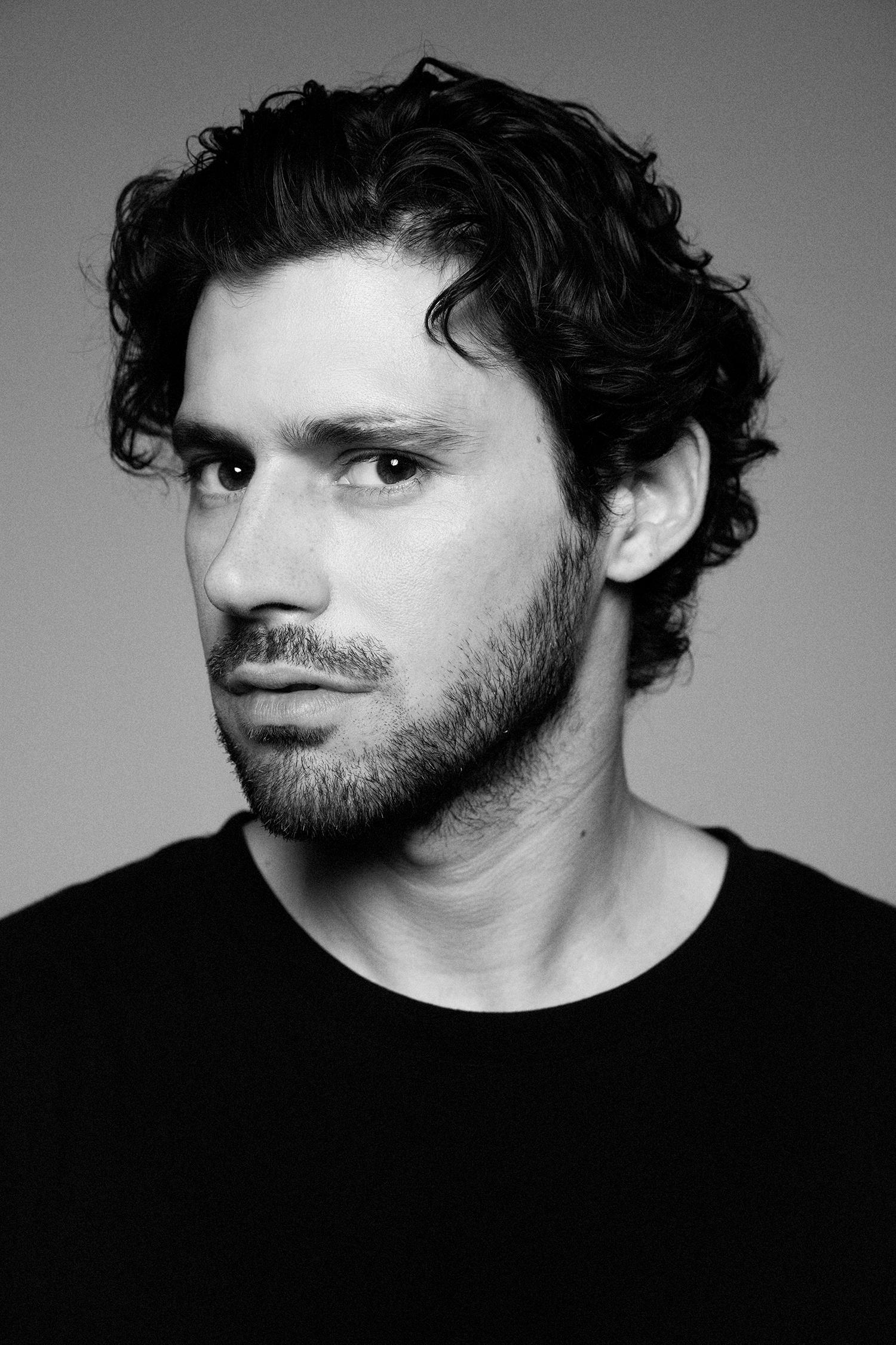 actor Pedro Campos large photo