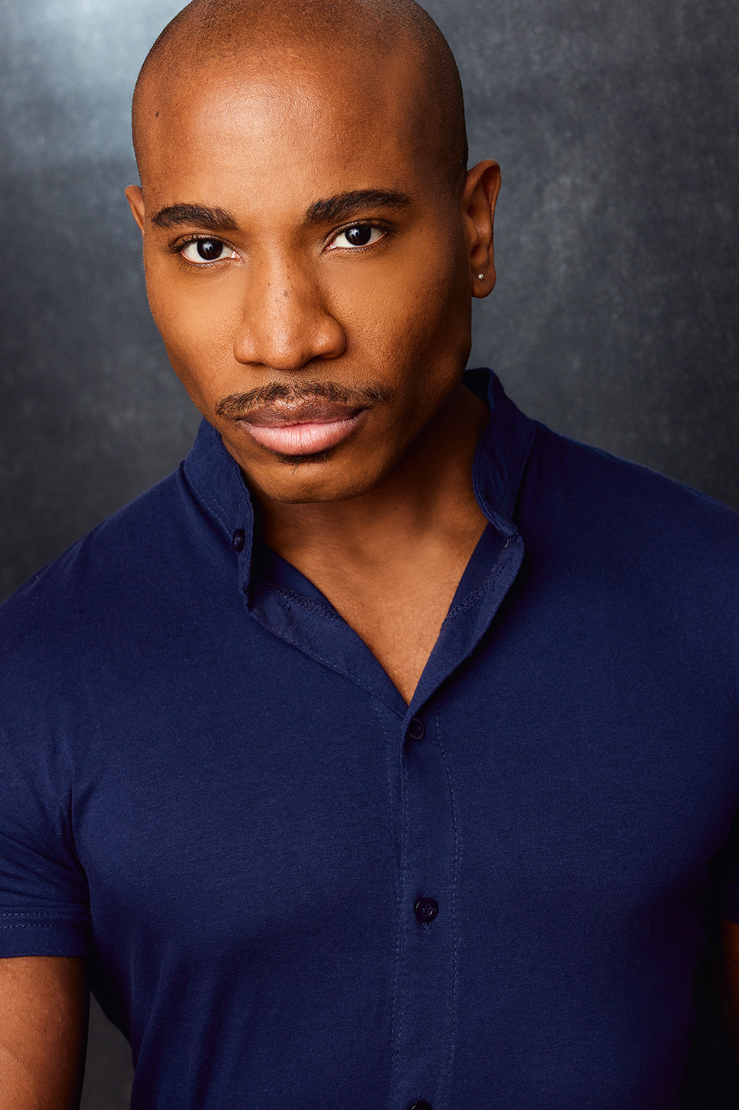 actor Derrion Brown large photo