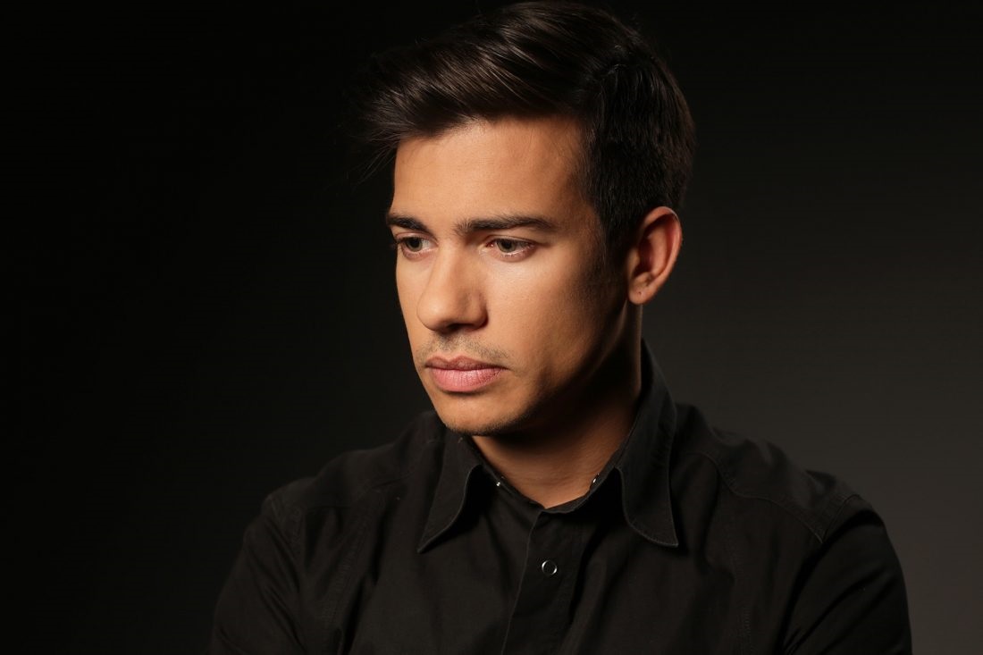 actor Aris Antonopoulos large photo