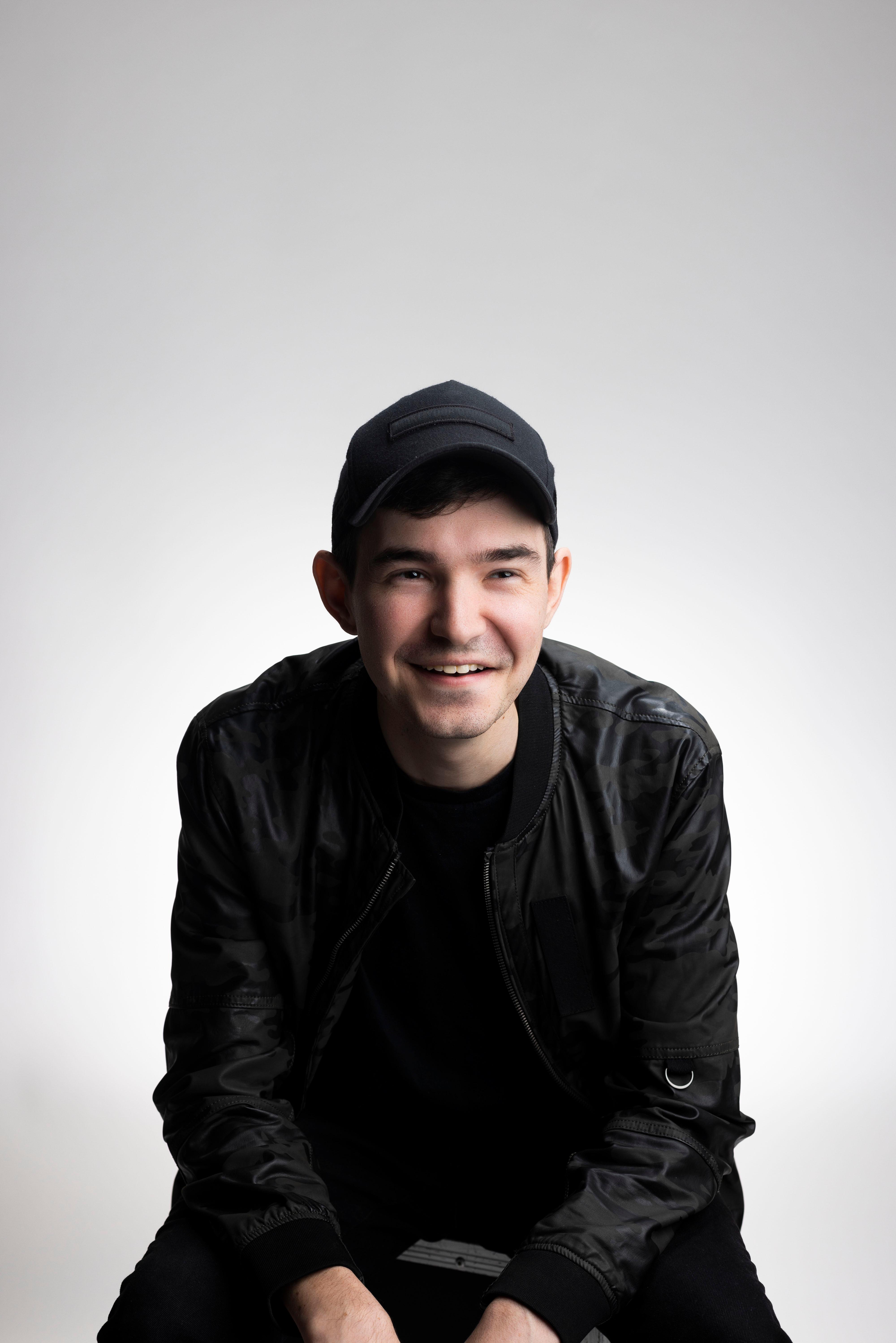 actor Branden Gelinas large photo