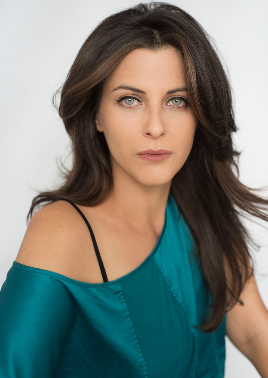 actor Jennifer Farrugia large photo