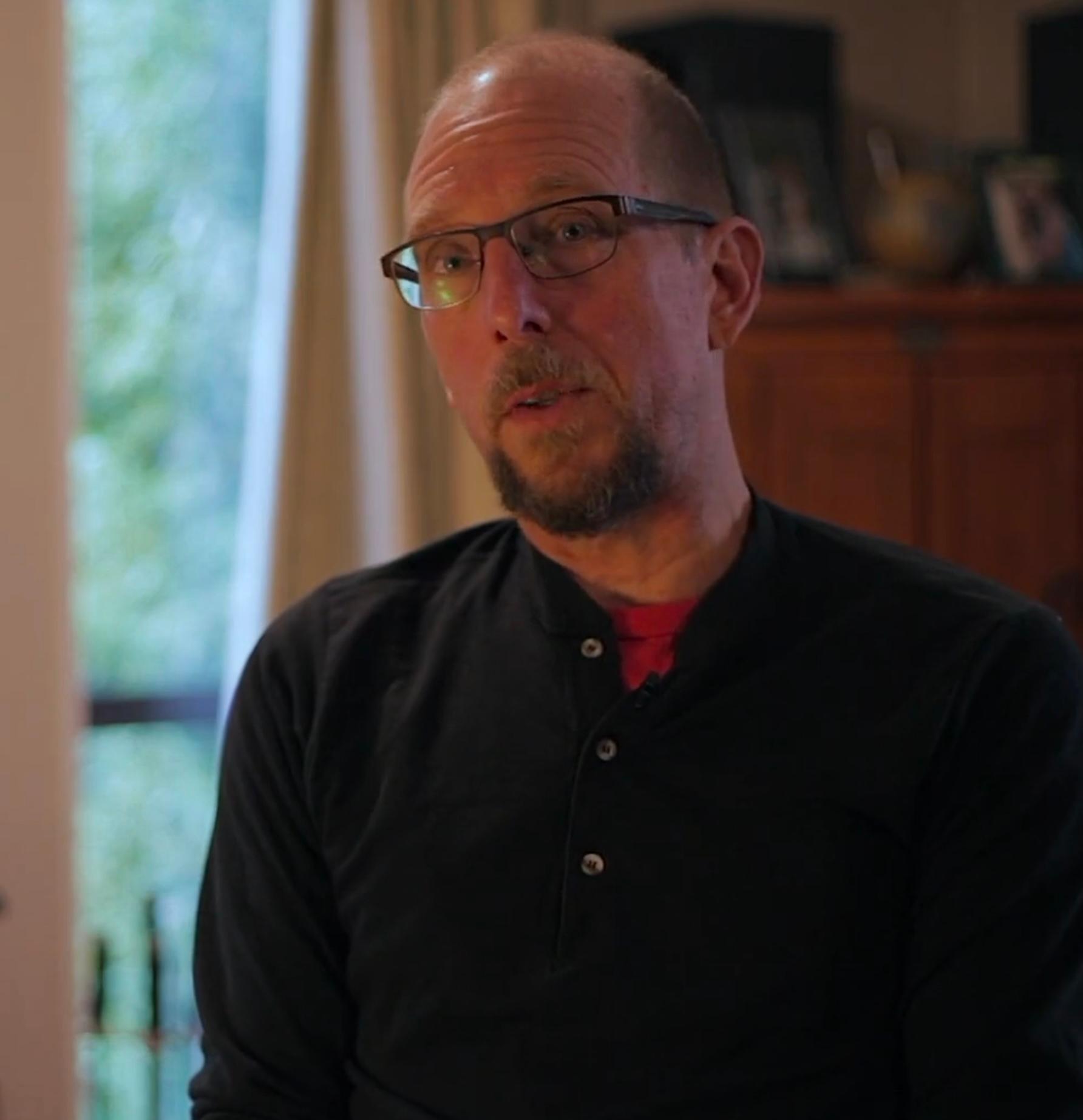 actor Phil Stevens large photo