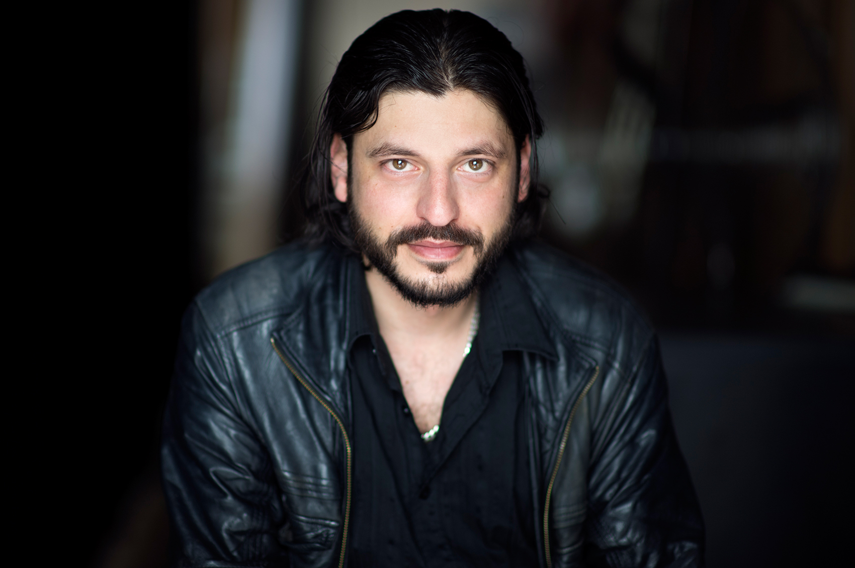 actor Robert Fragnito large photo