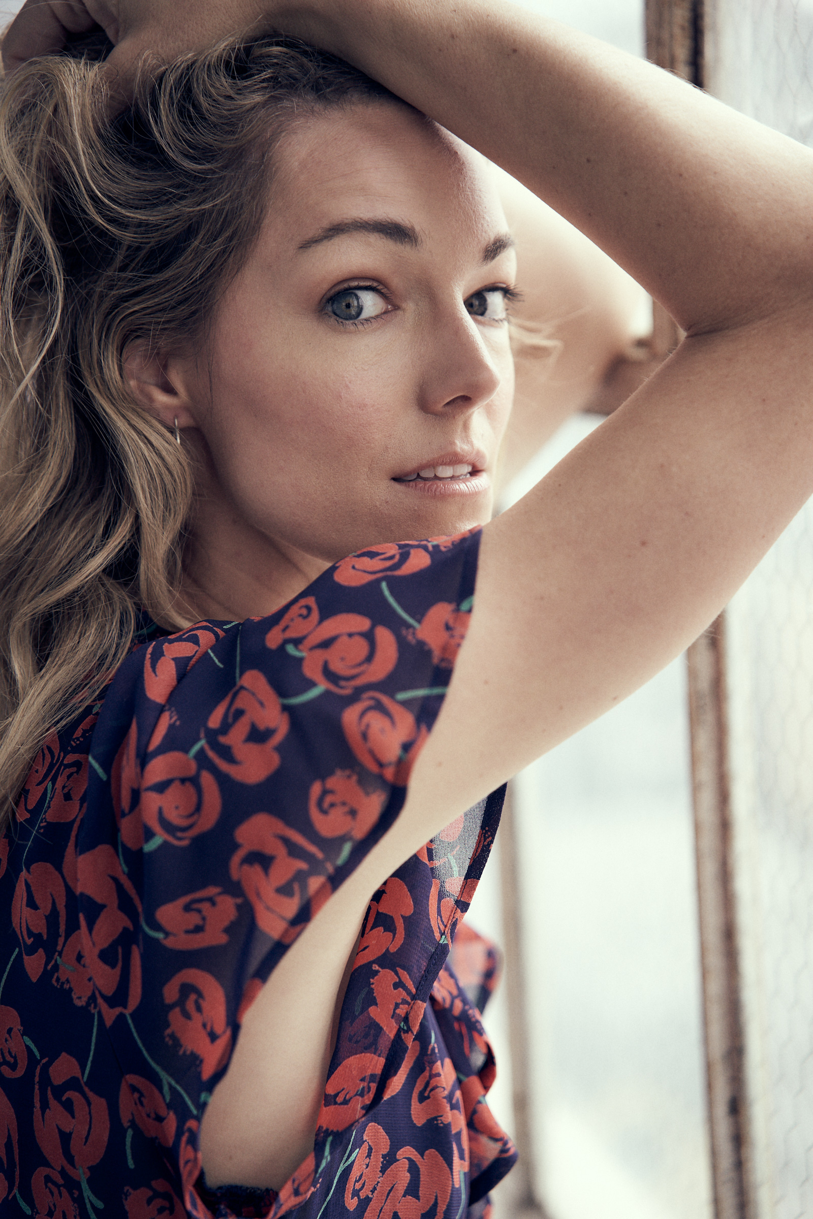 actor Jodi Moore Lewis large photo