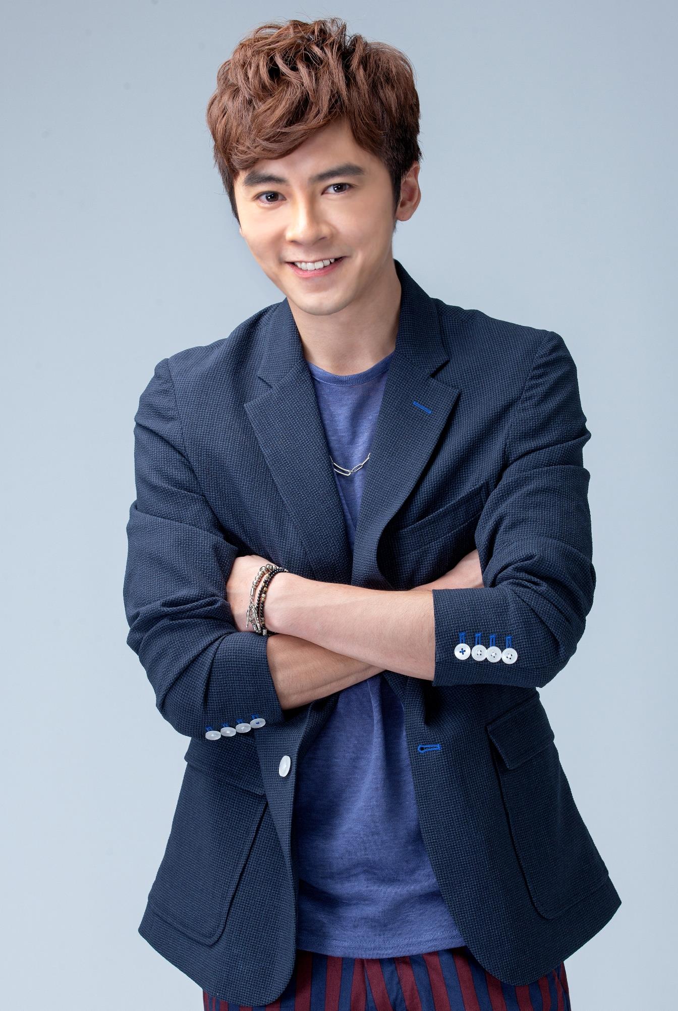 actor Lego Lee large photo