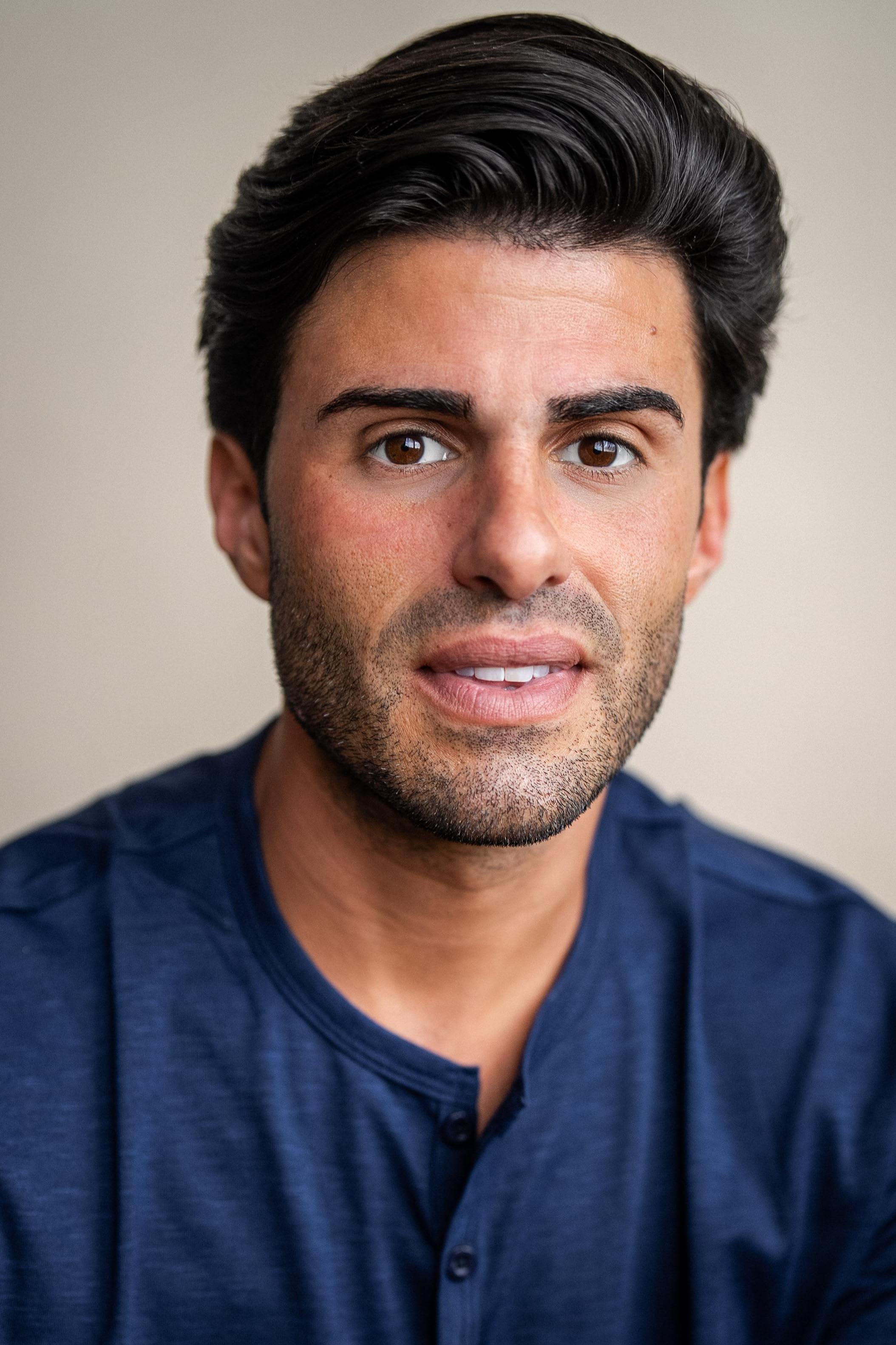 actor Brett Solimine large photo